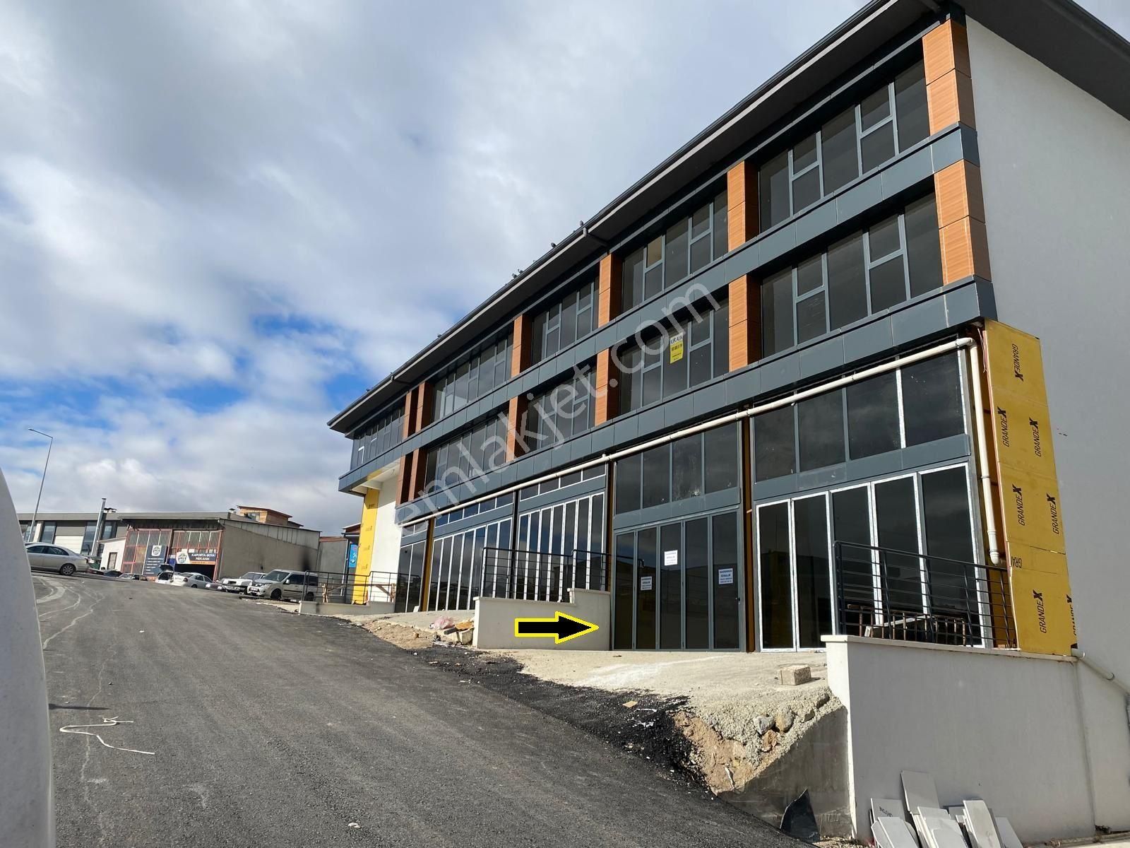 Sahibinden 3 Katlı Satılık Dükkan Karacaören Sanayi Sitesinde - Görsel 2