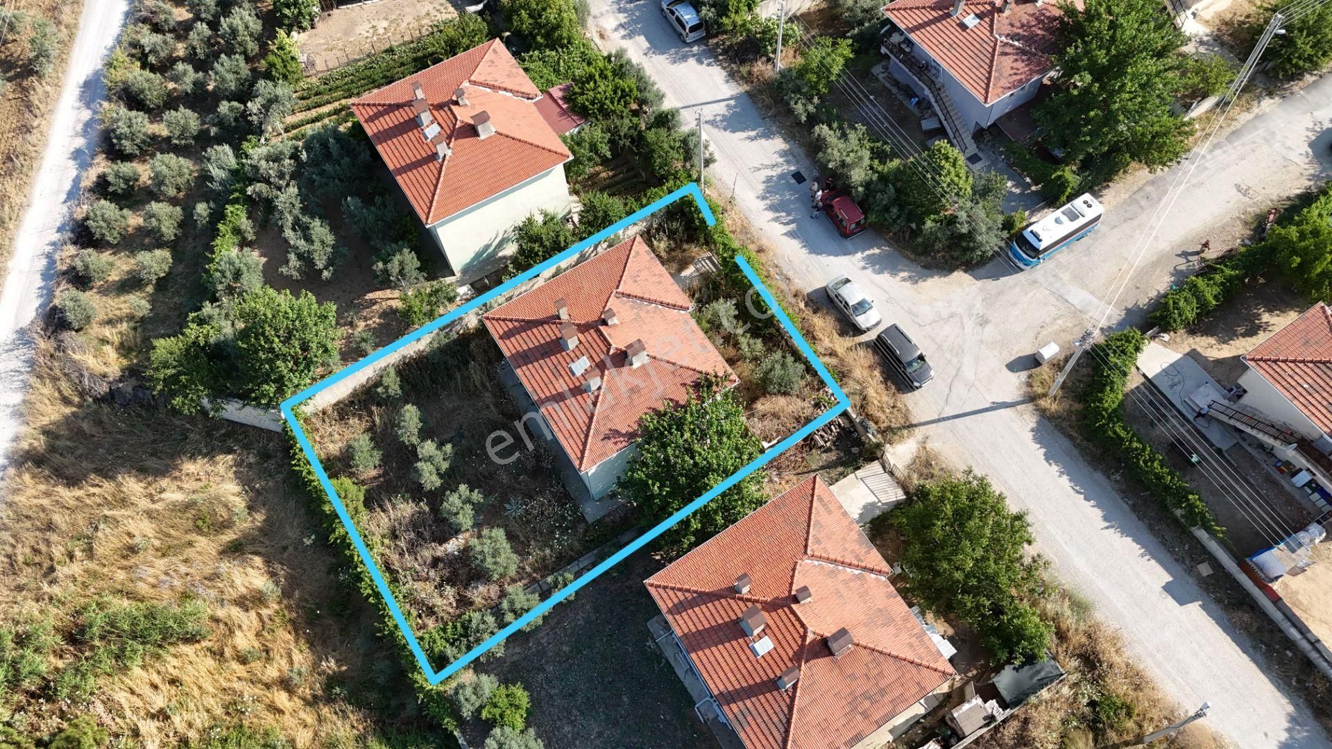 Bulgurcada 525 M2 Köşe Arsa İçinde 2katlı Ev Depo Menderes İzmir - Görsel 18