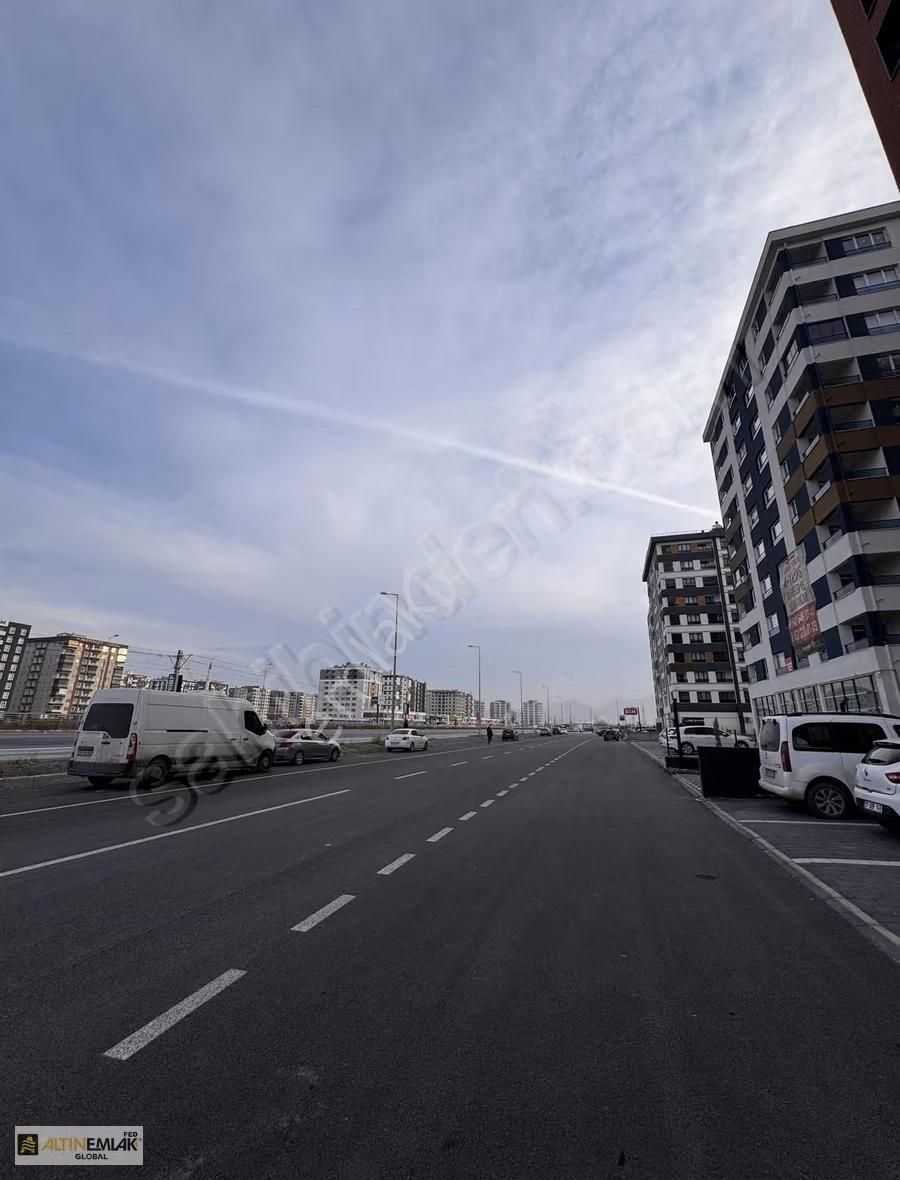 Şehir Hastanesi Bölgesinde 2 + 1 Kapalı Mutfak Daire - Görsel 2