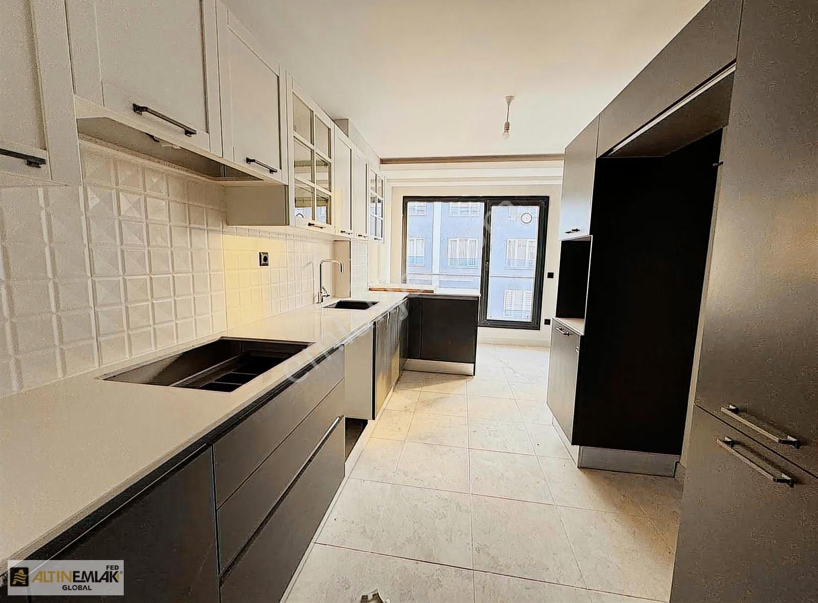 Şehir Hastanesi Bölgesinde 2 + 1 Kapalı Mutfak Daire - Görsel 10