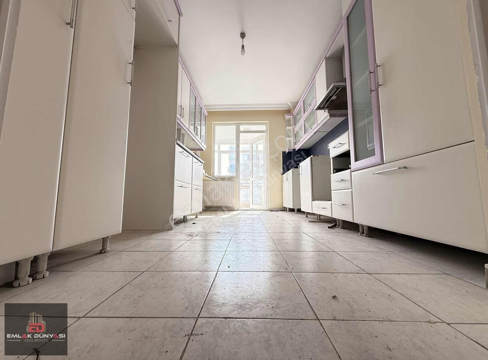 Portakal Çiçeği Cad. Katta Tek Daire - Deniz M. - Ebeveyn B.