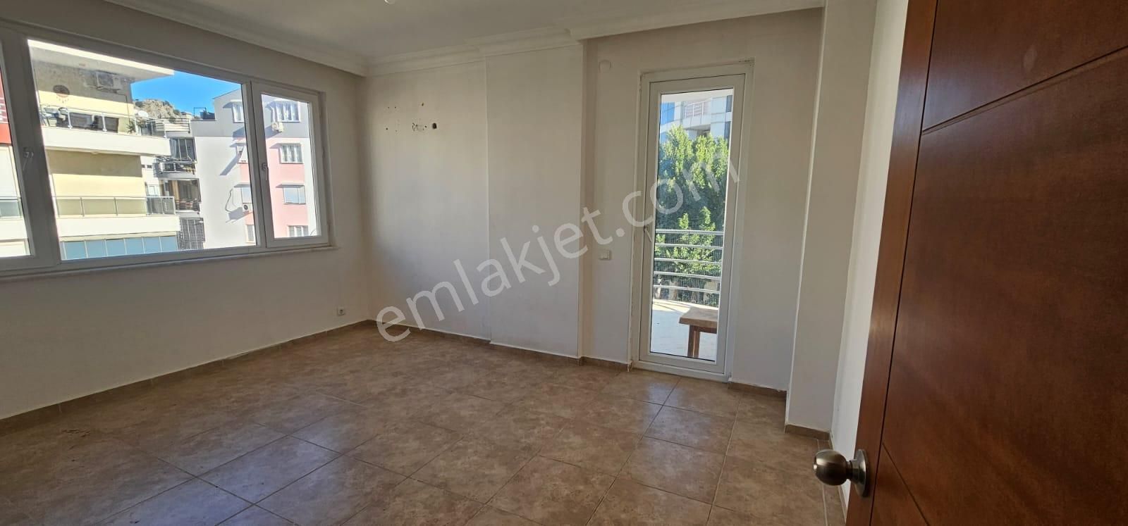 Güvensoy Dan Konyaaltı Hurma Mah Kiralık 2+1 - Görsel 5