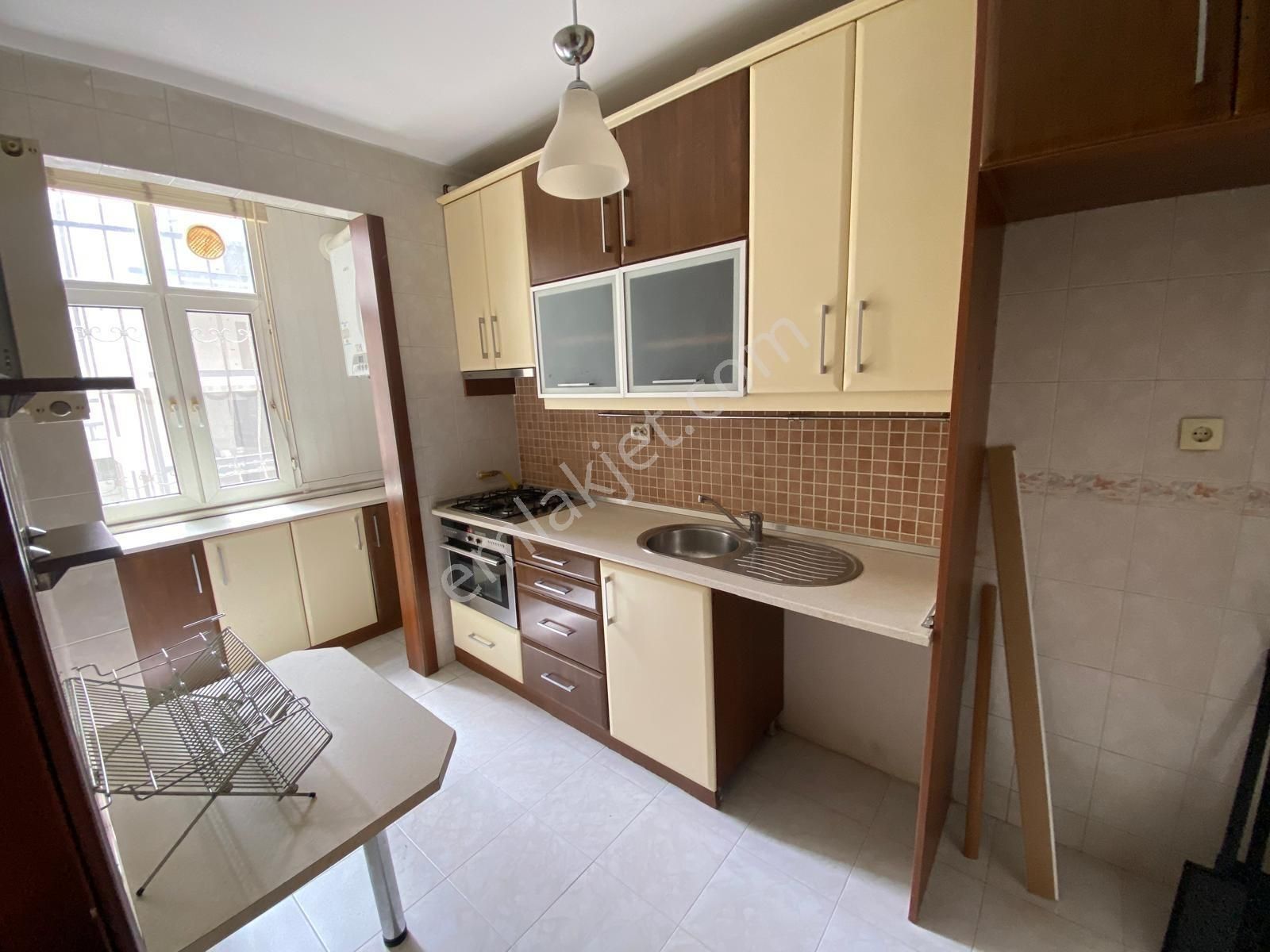 Utkudan Suadiyede Caddeye Yakın 100m2 Kombili Satılık 2+1 Daire - Görsel 20