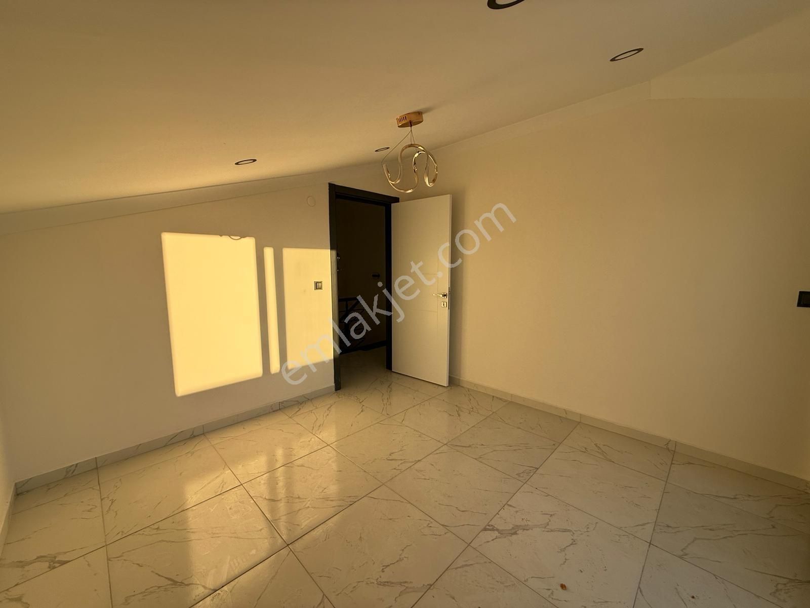 Didim Hisar Mahallesi Havuzlu Site Sıfır 3+1 Dubleks - Görsel 17