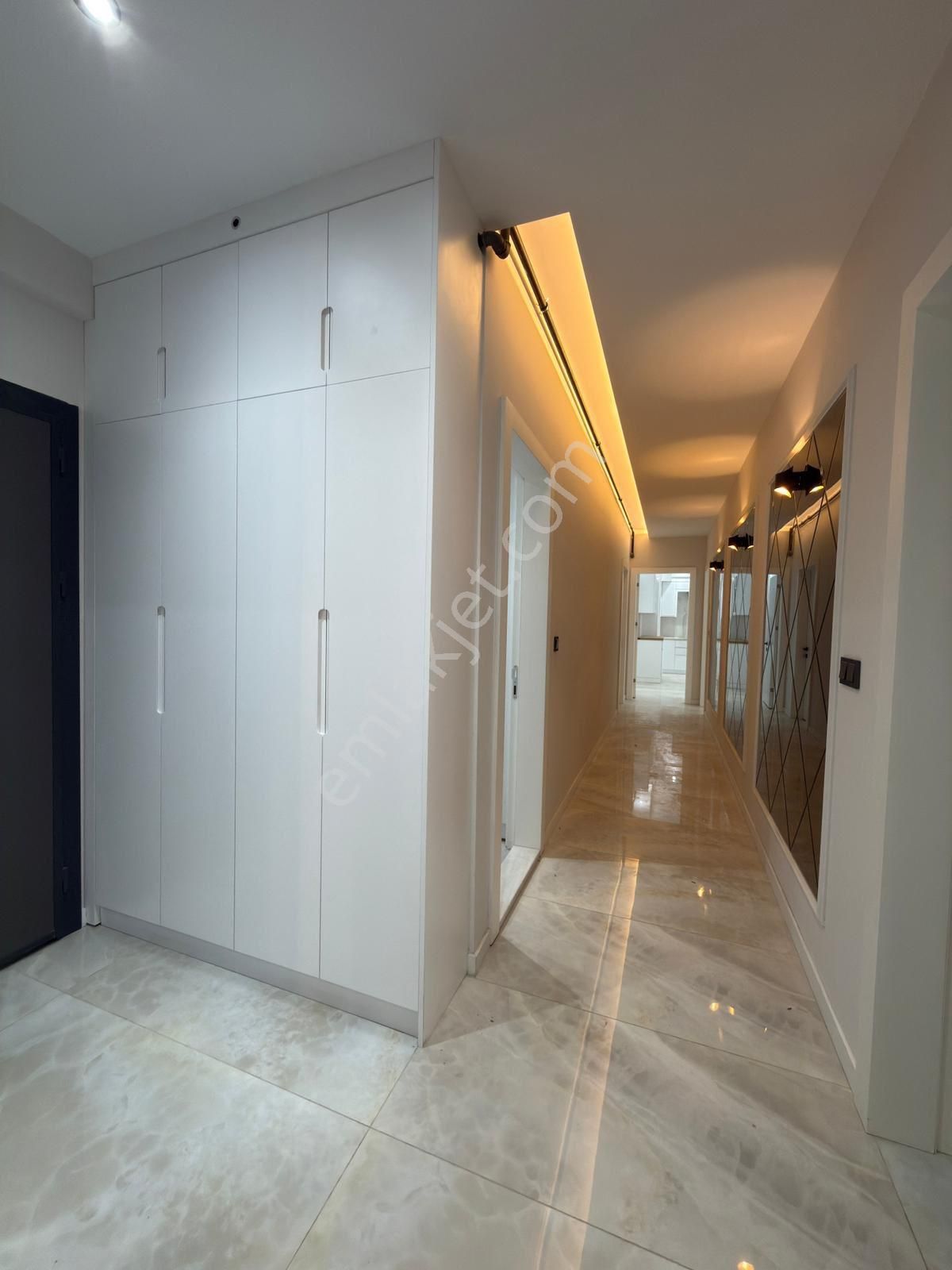 Servergazi 3.5+1 200m2 Sıfır Panjurlu Ebeveyn Banyolu Satılık Daire - Görsel 11