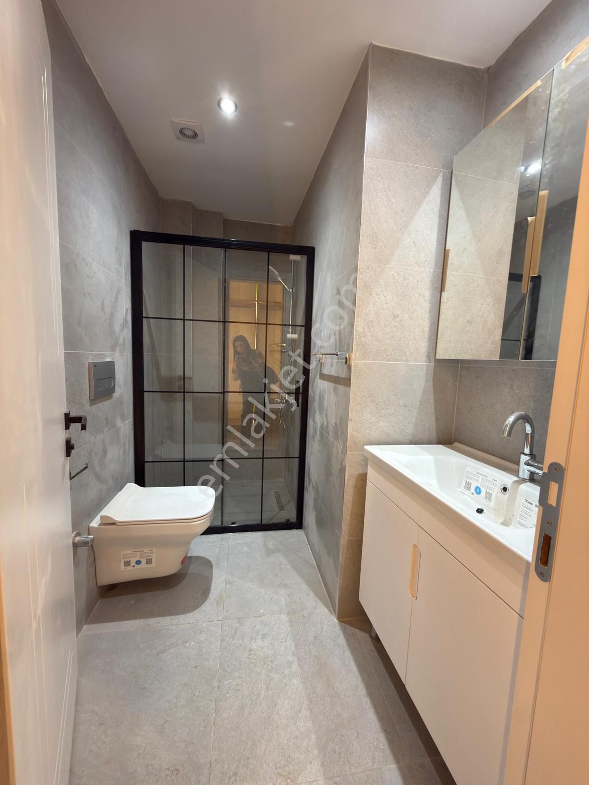 Servergazi 3.5+1 200m2 Sıfır Panjurlu Ebeveyn Banyolu Satılık Daire - Görsel 17