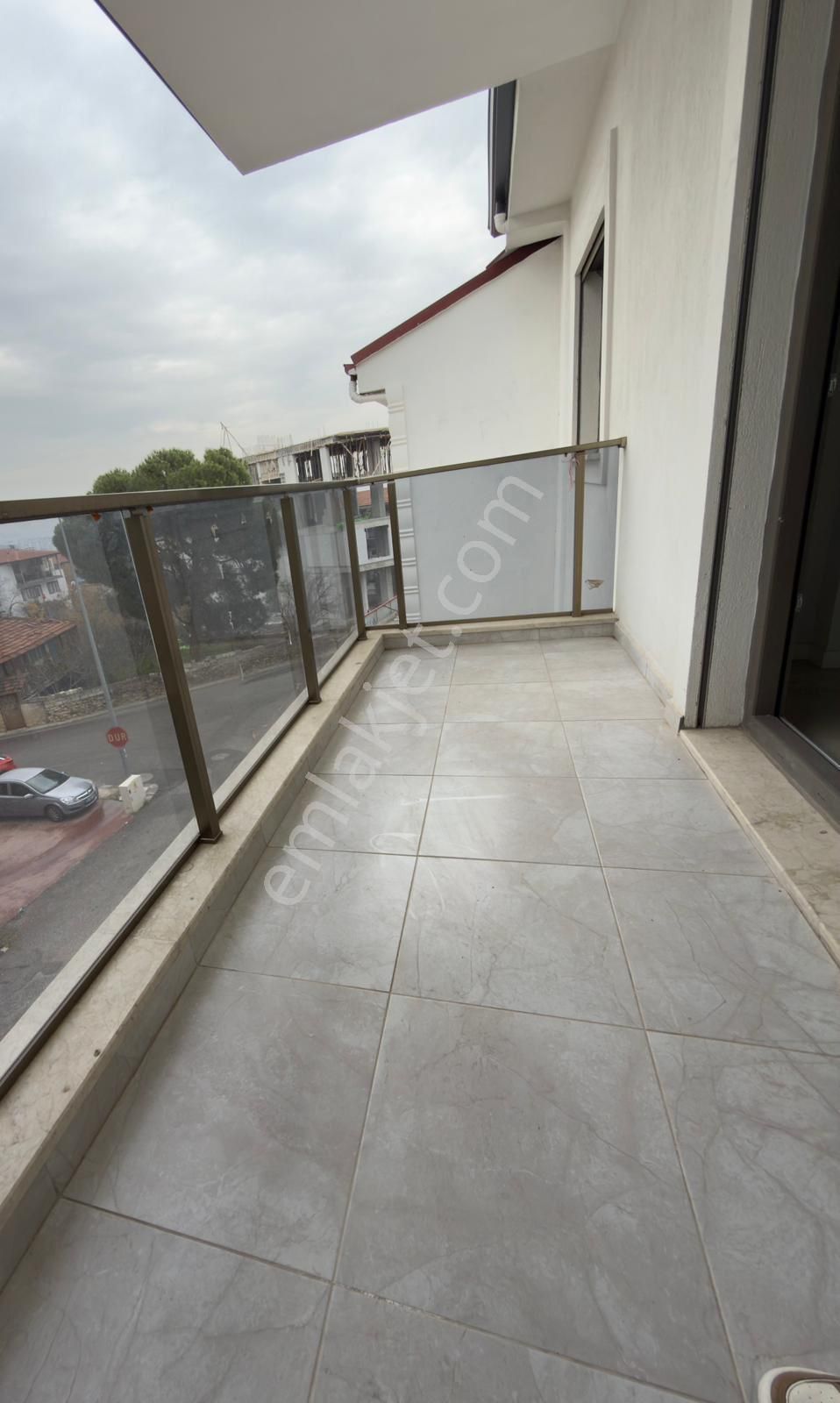 Servergazi 3.5+1 200m2 Sıfır Panjurlu Ebeveyn Banyolu Satılık Daire - Görsel 16