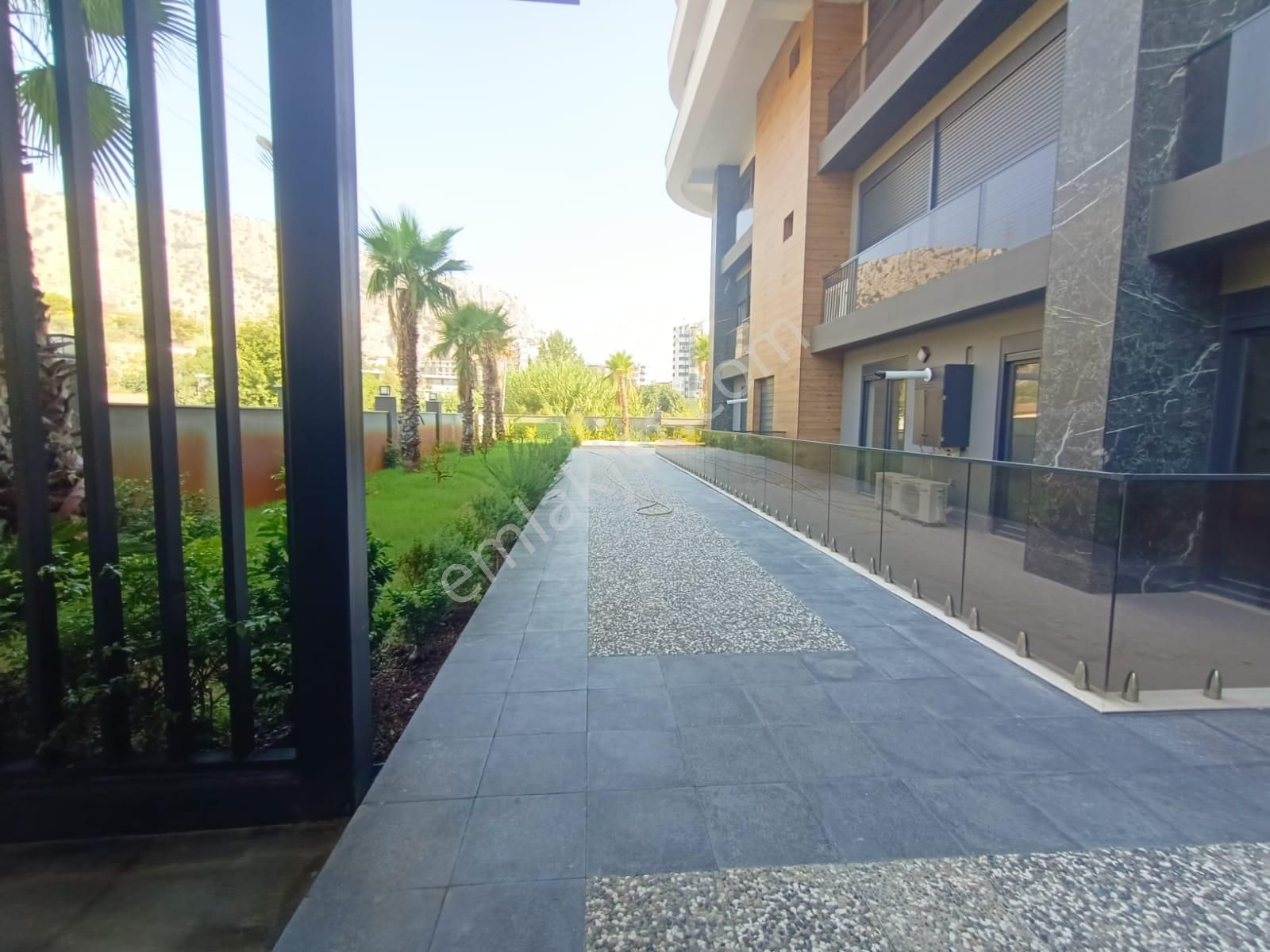 Güvensoy Dan Konyaaltı Sarisu Mah Yerden İsitma Klimali Kiralık Loft Sıfır 2+1 Daire - Görsel 27