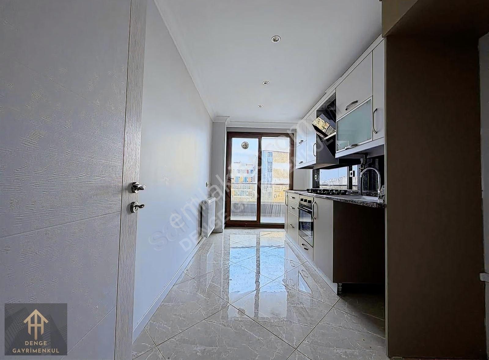 Denge'den Yenigün Mahde Kolej Karşısı Asansör/çatı/köşe 3+1 - Görsel 9