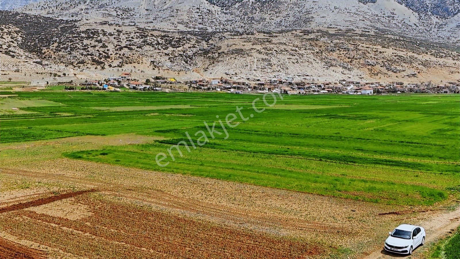 Korkuteli İmecik Mah.de Resmi Yolu Mevcut 541 M2 Satılık Tarla - Görsel 9