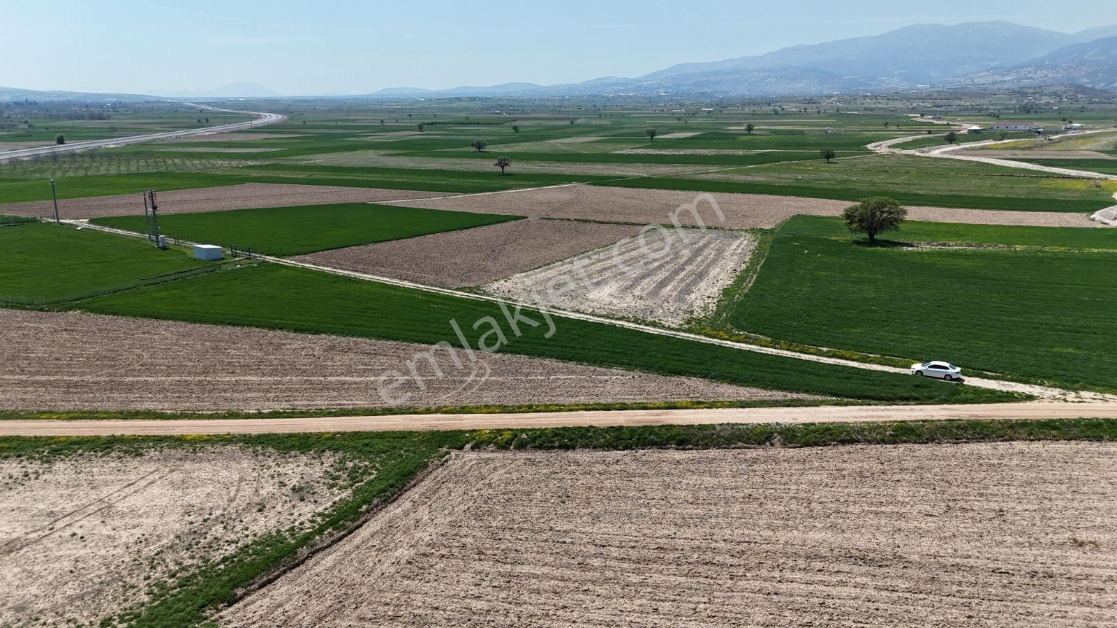Korkuteli Bucak Yoluna Yakın Yatırımlık Parsel - Görsel 5
