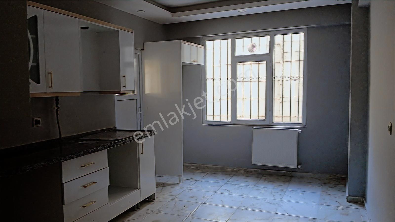 Karaköprü 2 Ci 35 Mt Yolda 2+1 Kiralık Daire - Görsel 11