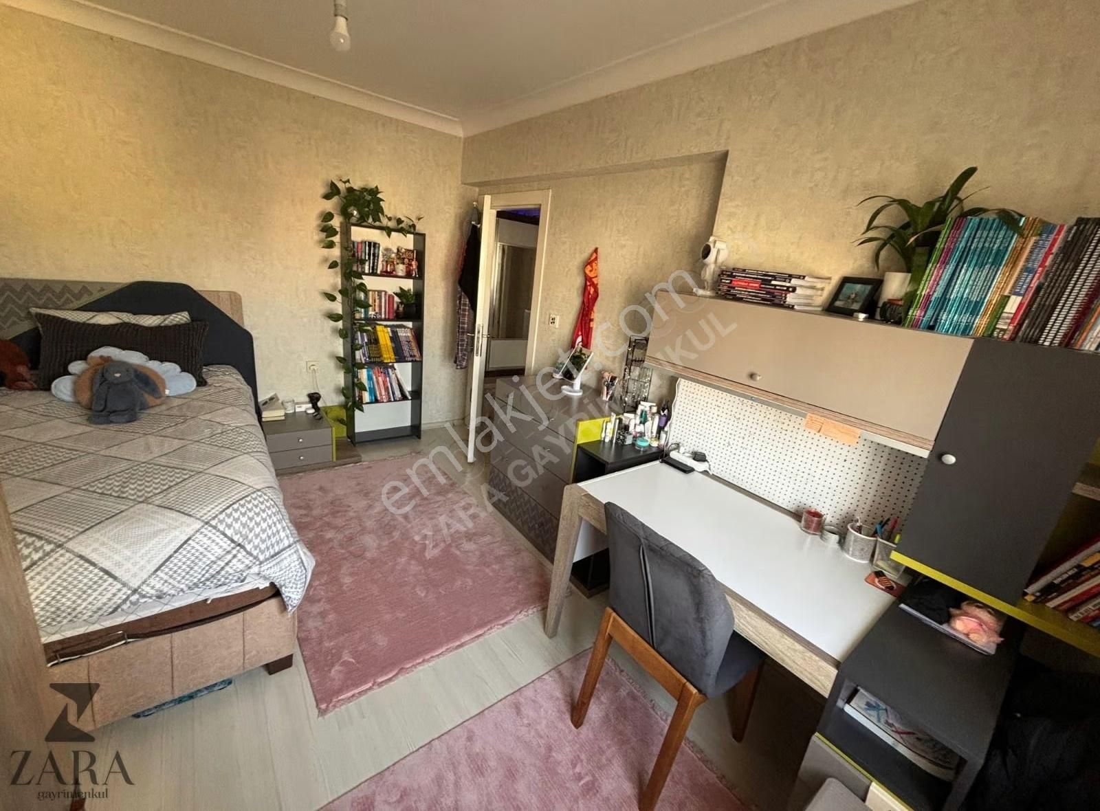 ▄zara▄ Şehitler Cd Üzeri Teras Balkonlu/ön Cephe 3+1 135m² Daire - Görsel 4