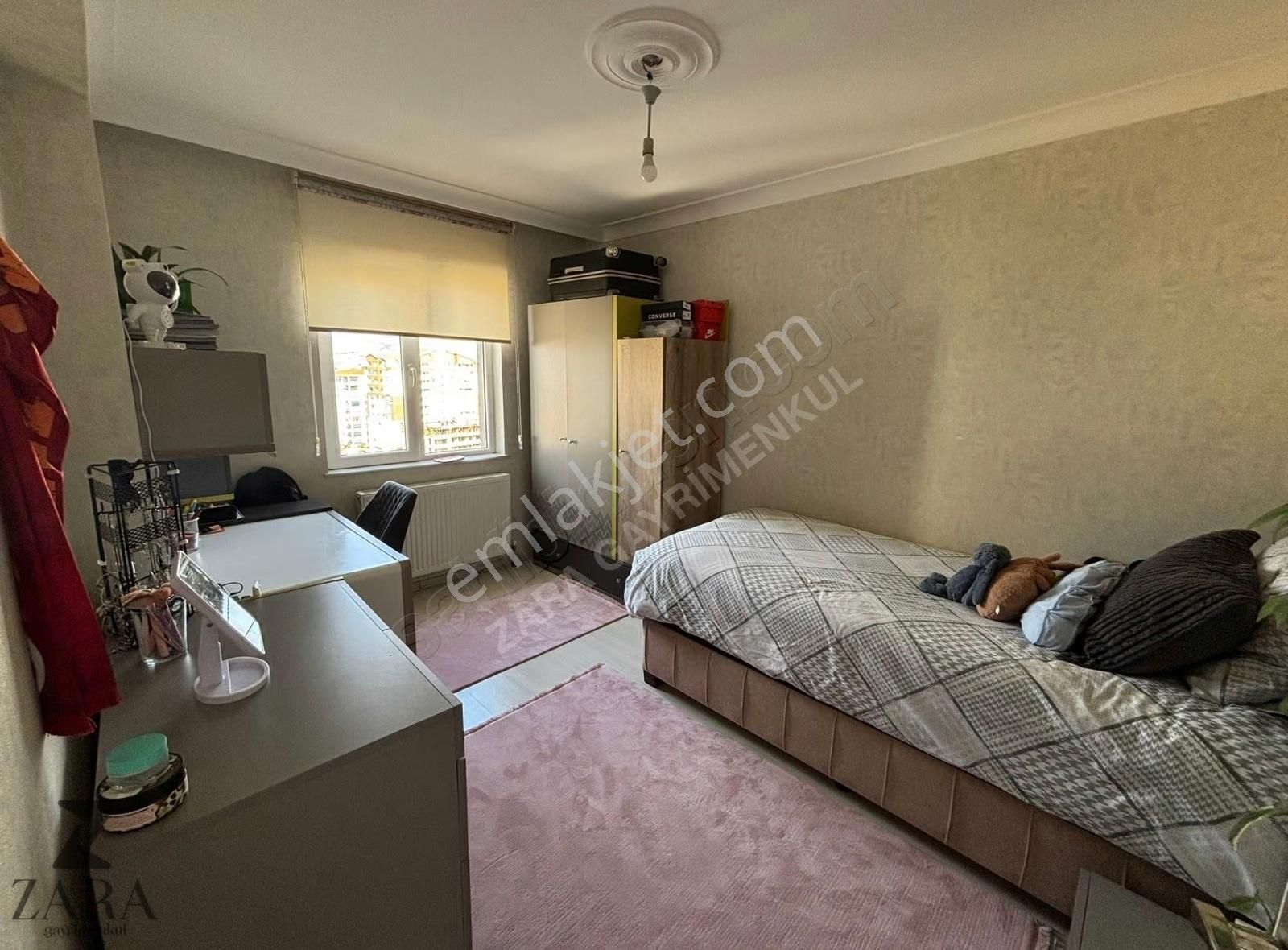 ▄zara▄ Şehitler Cd Üzeri Teras Balkonlu/ön Cephe 3+1 135m² Daire - Görsel 9