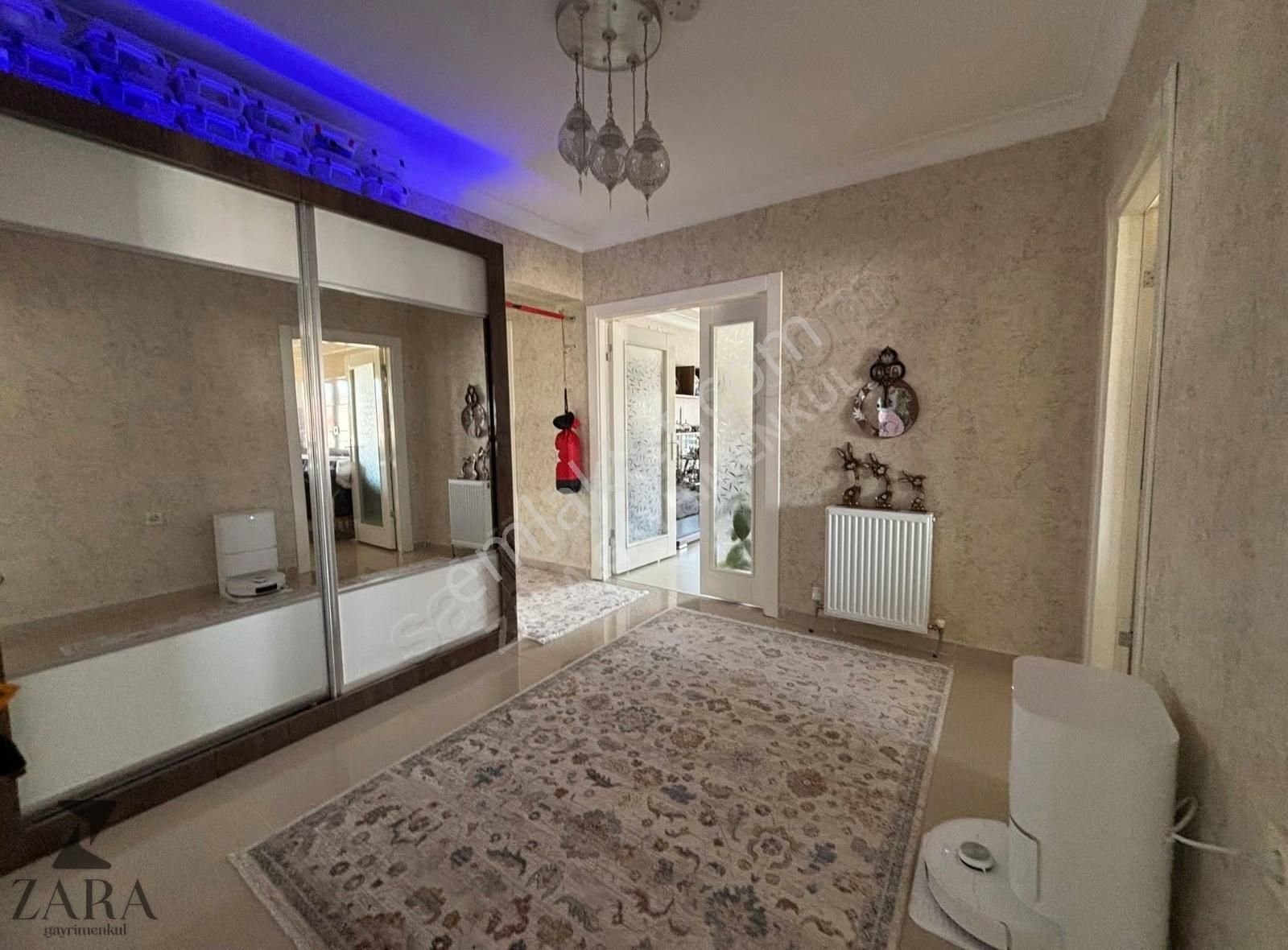 ▄zara▄ Şehitler Cd Üzeri Teras Balkonlu/ön Cephe 3+1 135m² Daire - Görsel 8