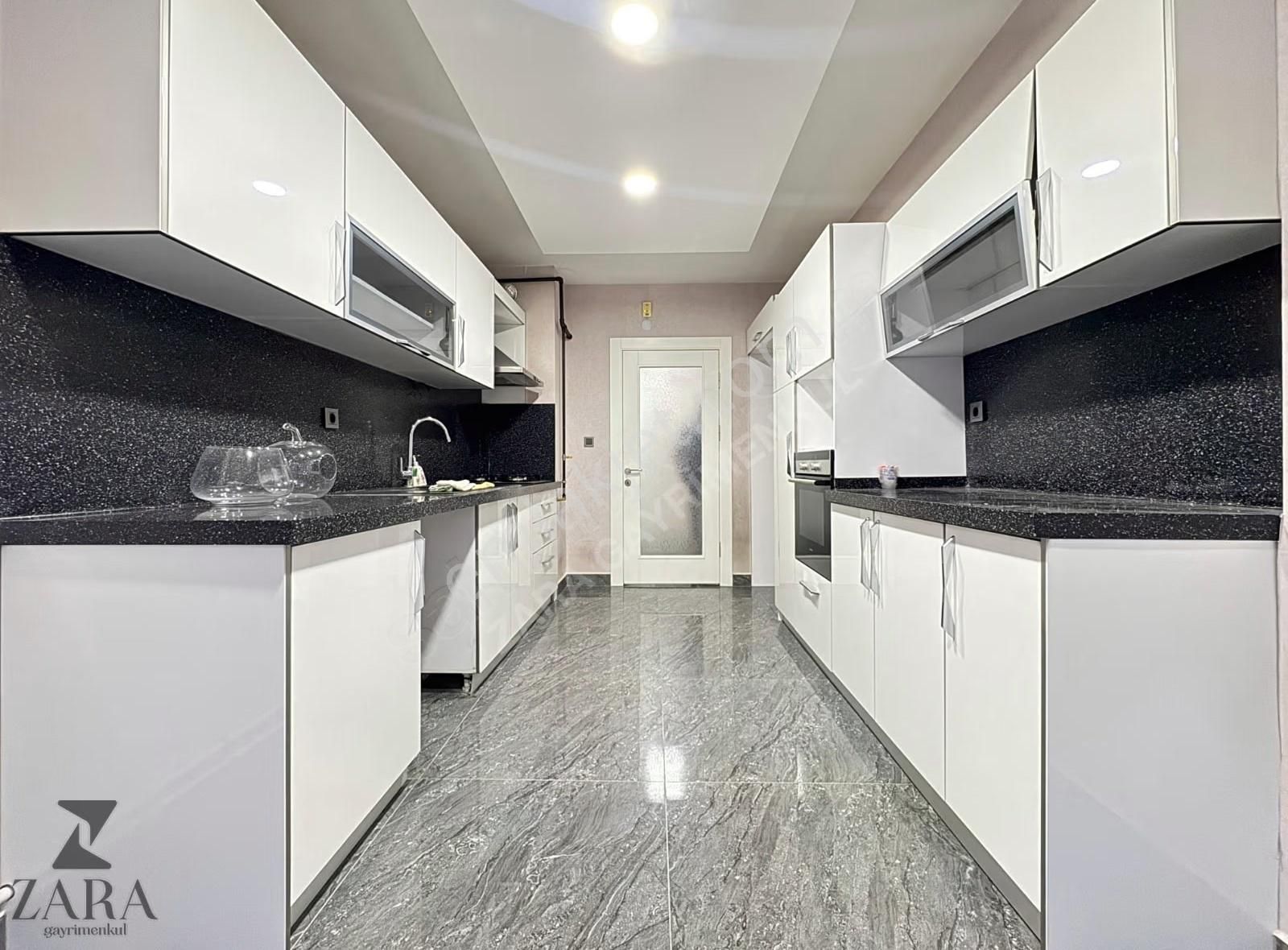 ▄zara▄şehitler Cd Yakını Ultra Lüx Yapılı/site'de 3+1 145m²daire - Görsel 2