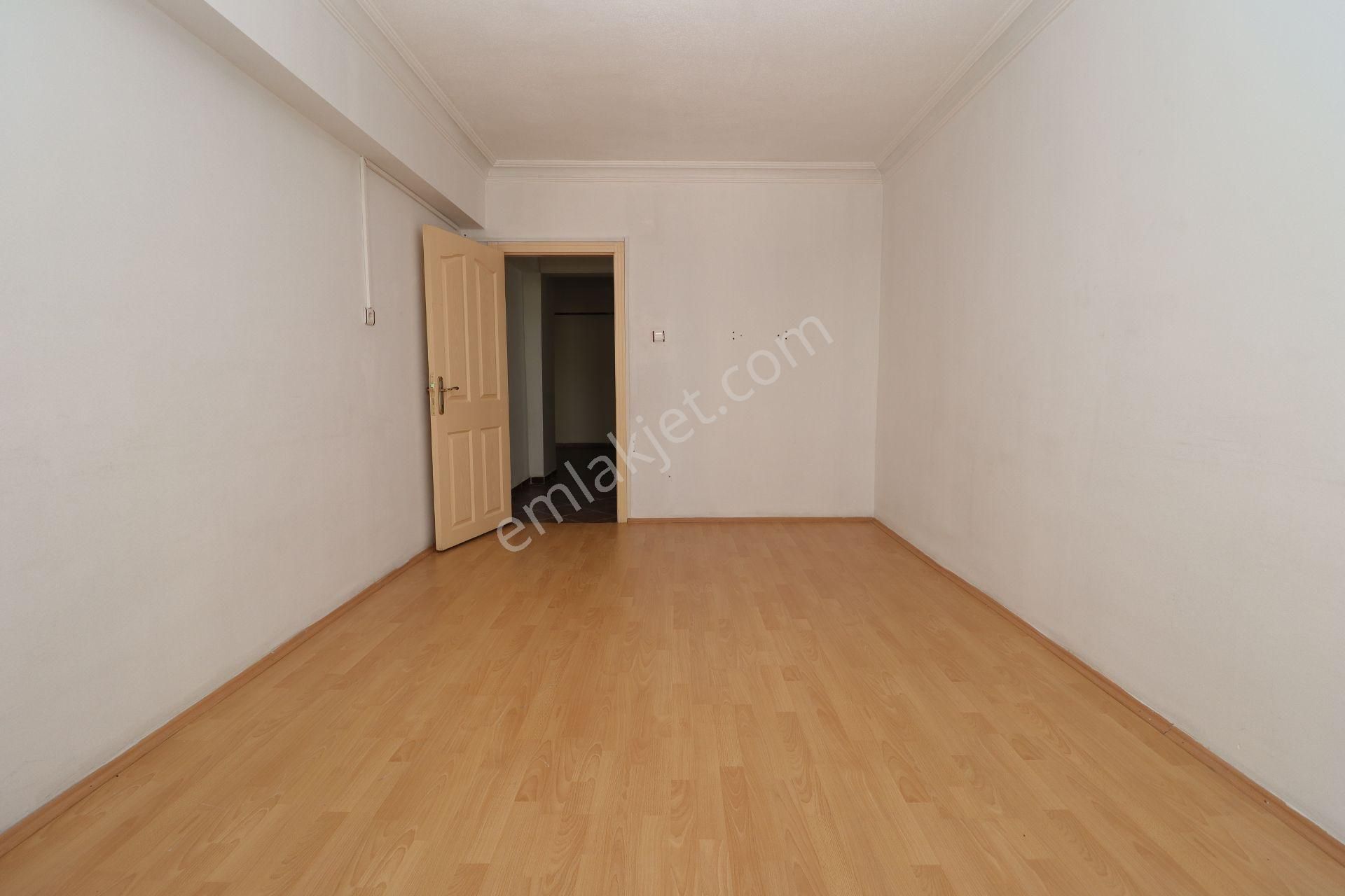 Akif'ten Elvankent Topçu'da Arakat Çok Geniş 3+1 Kiralık Daire - Görsel 12