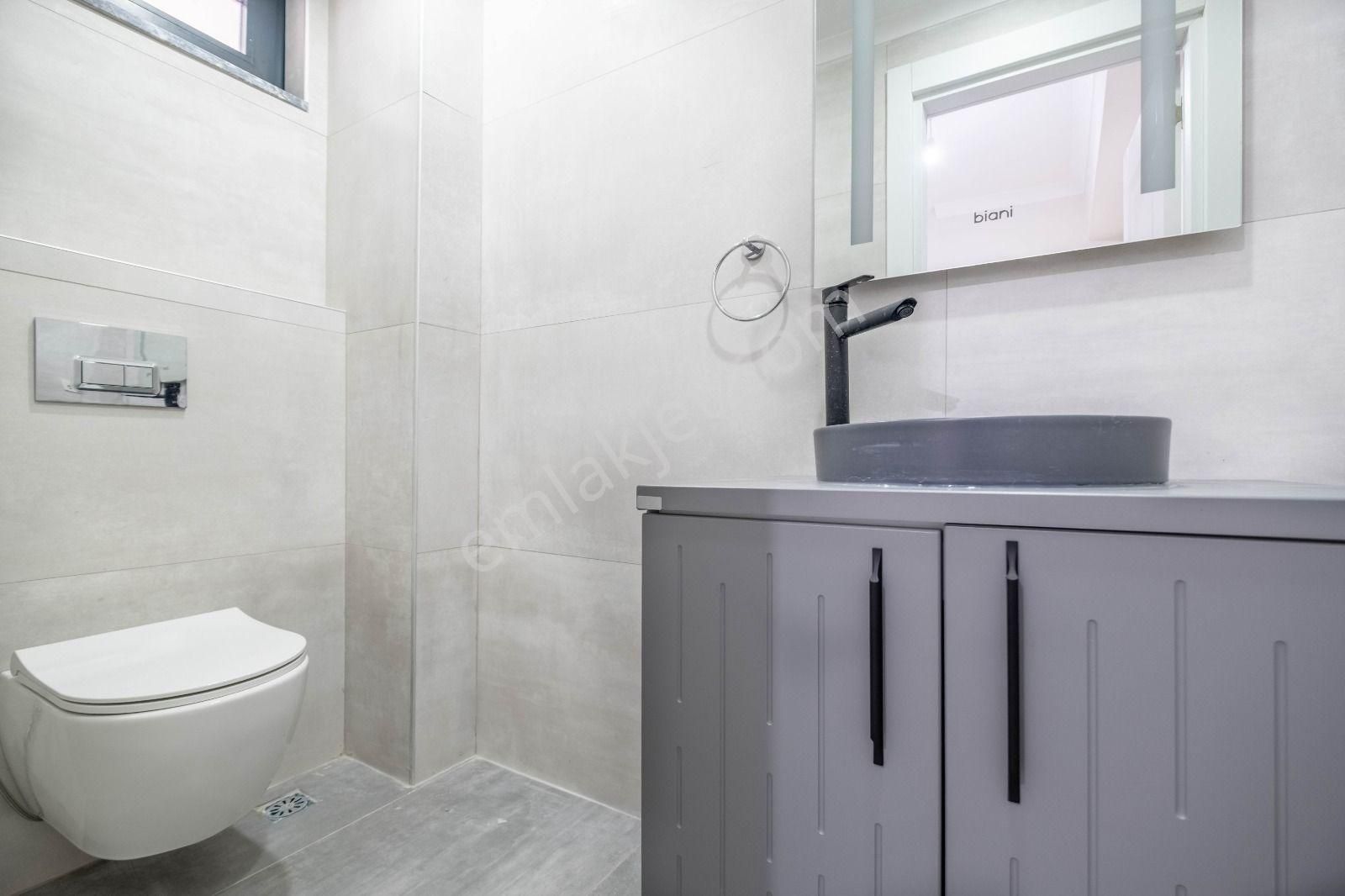 Remax Palas Kartepe Sarımeşe Meşe Villaları Müstakil Bahçeli 4+1 - Görsel 9