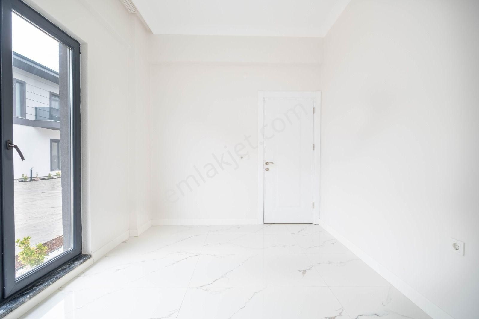 Remax Palas Kartepe Sarımeşe Meşe Villaları Müstakil Bahçeli 4+1 - Görsel 8