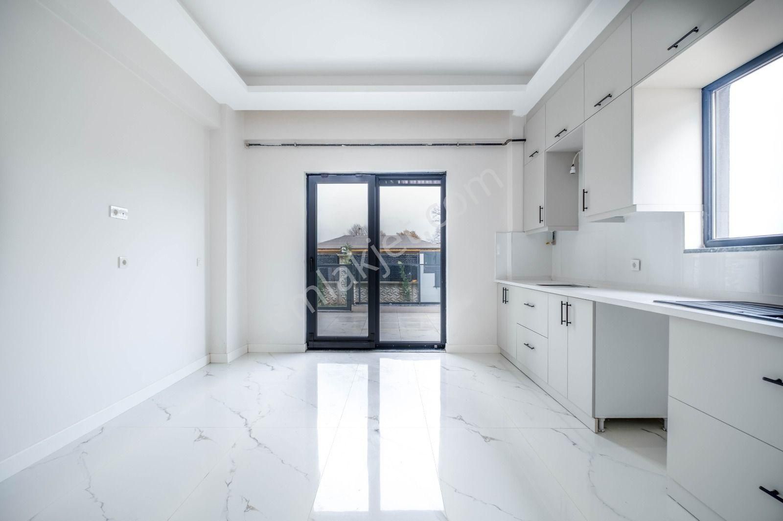 Remax Palas Kartepe Sarımeşe Meşe Villaları Müstakil Bahçeli 4+1 - Görsel 29