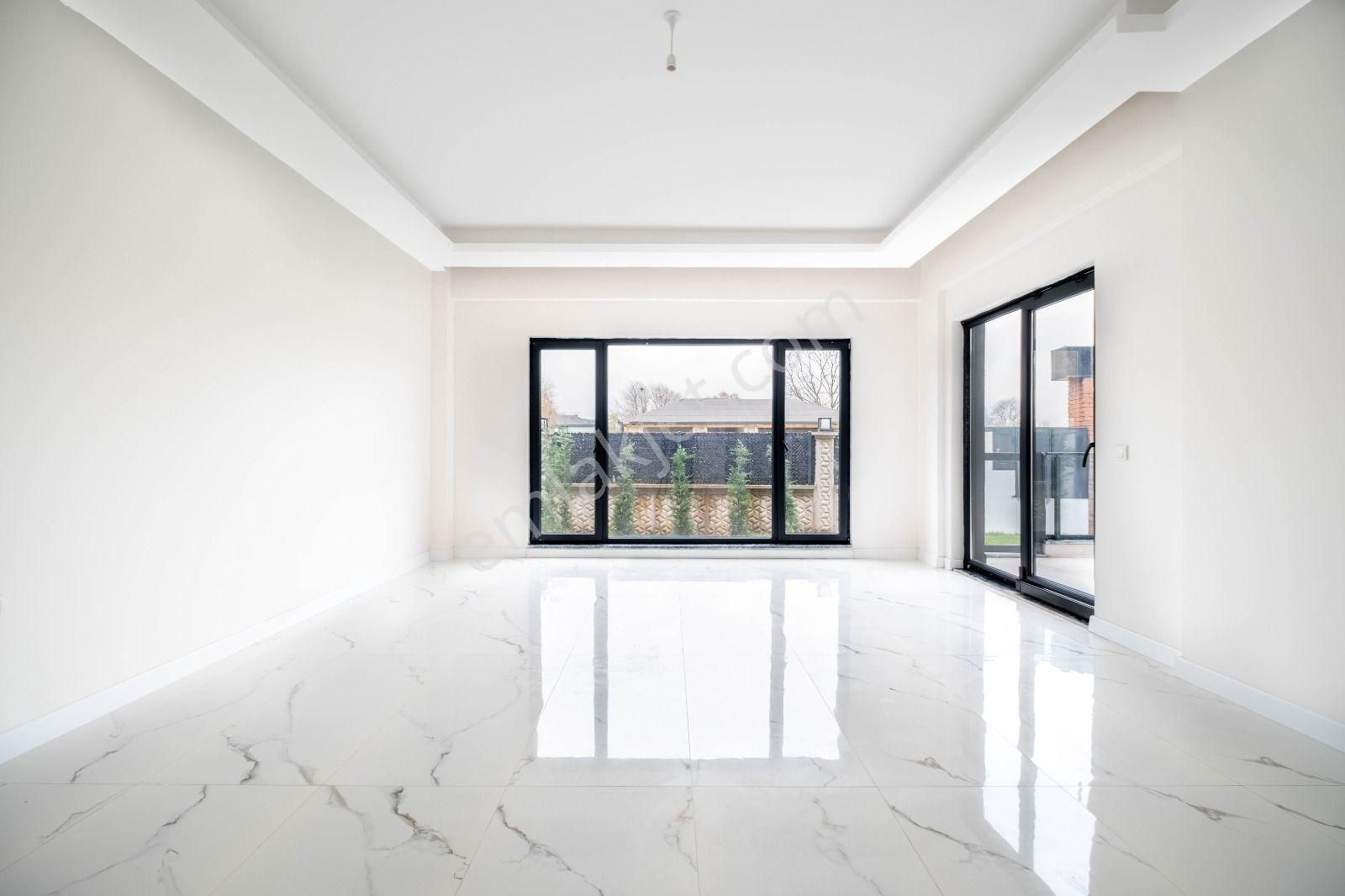 Remax Palas Kartepe Sarımeşe Meşe Villaları Müstakil Bahçeli 4+1 - Görsel 14