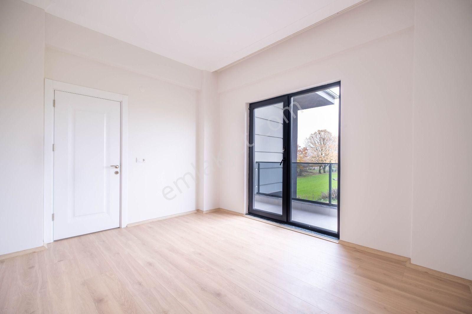 Remax Palas Kartepe Sarımeşe Meşe Villaları Müstakil Bahçeli 4+1 - Görsel 17