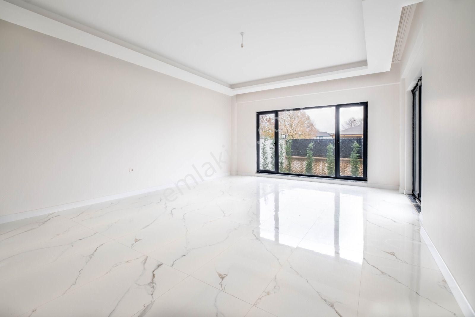 Remax Palas Kartepe Sarımeşe Meşe Villaları Müstakil Bahçeli 4+1 - Görsel 2