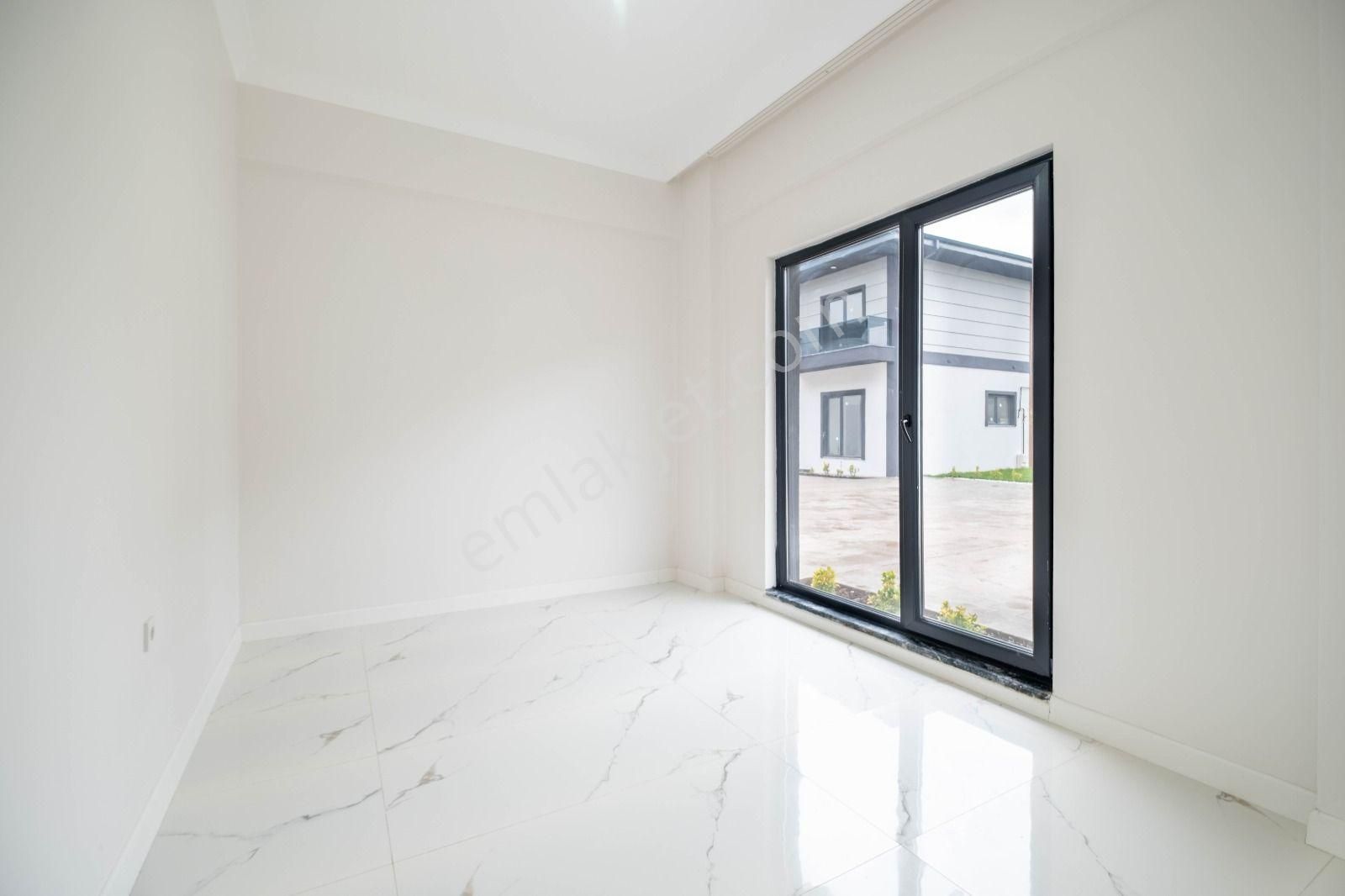 Remax Palas Kartepe Sarımeşe Meşe Villaları Müstakil Bahçeli 4+1 - Görsel 7