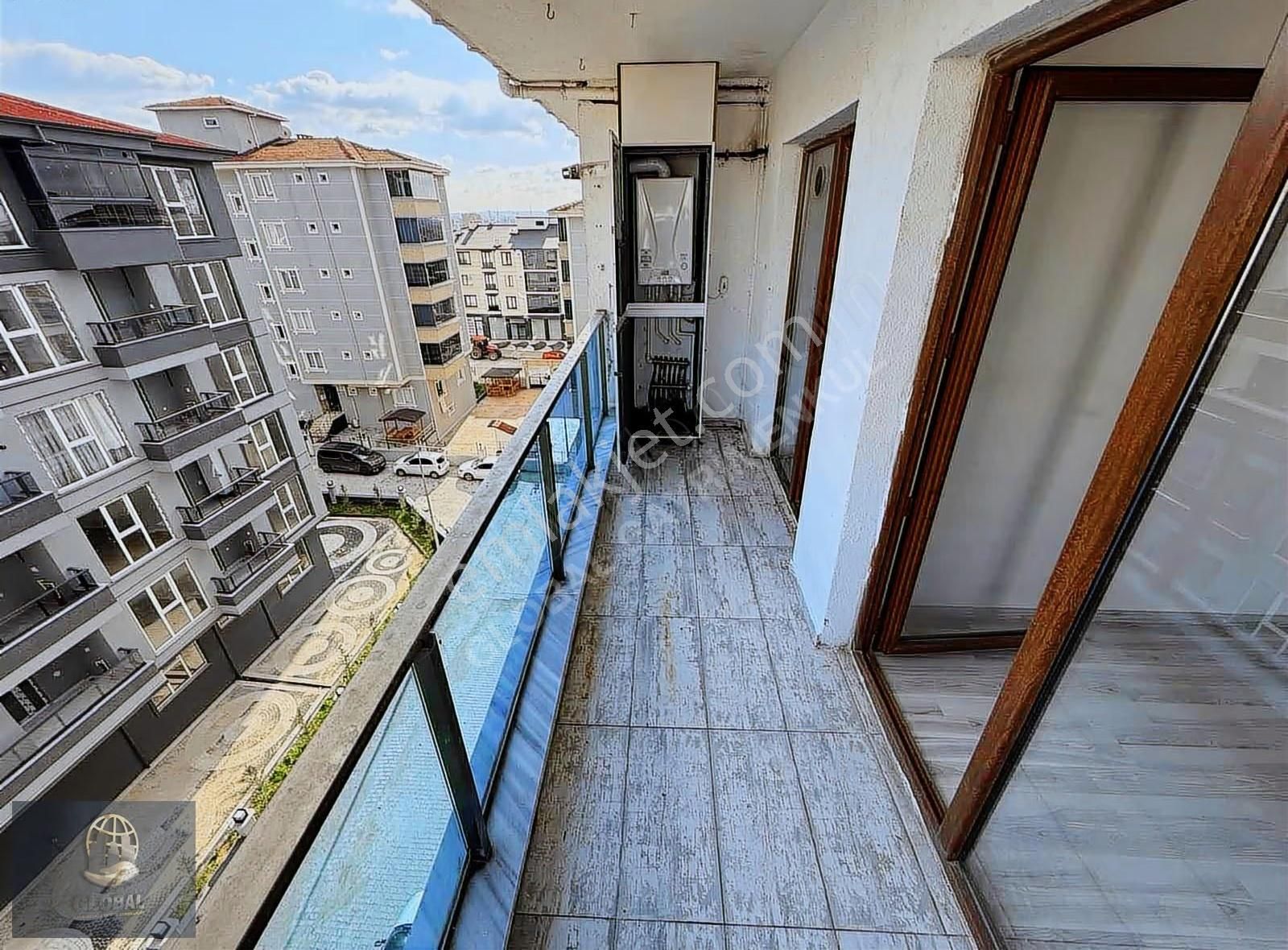 Çorlu Rumeli Havuzlu Site İçi 8 Yıllık 2+1 Fiyata 3+1 !! - Görsel 8