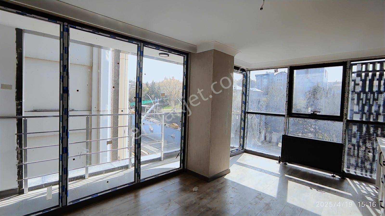 Atatürk Bulvarında 1+1 Lüks Daire/1+1 Lux.apart. On Atatürk Blv. - Görsel 18