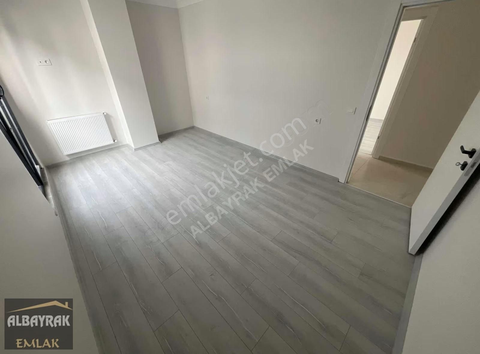 Albayraktan 3+1 Katta Tek/sıfır/geniş Kullanım/metroya Yakın