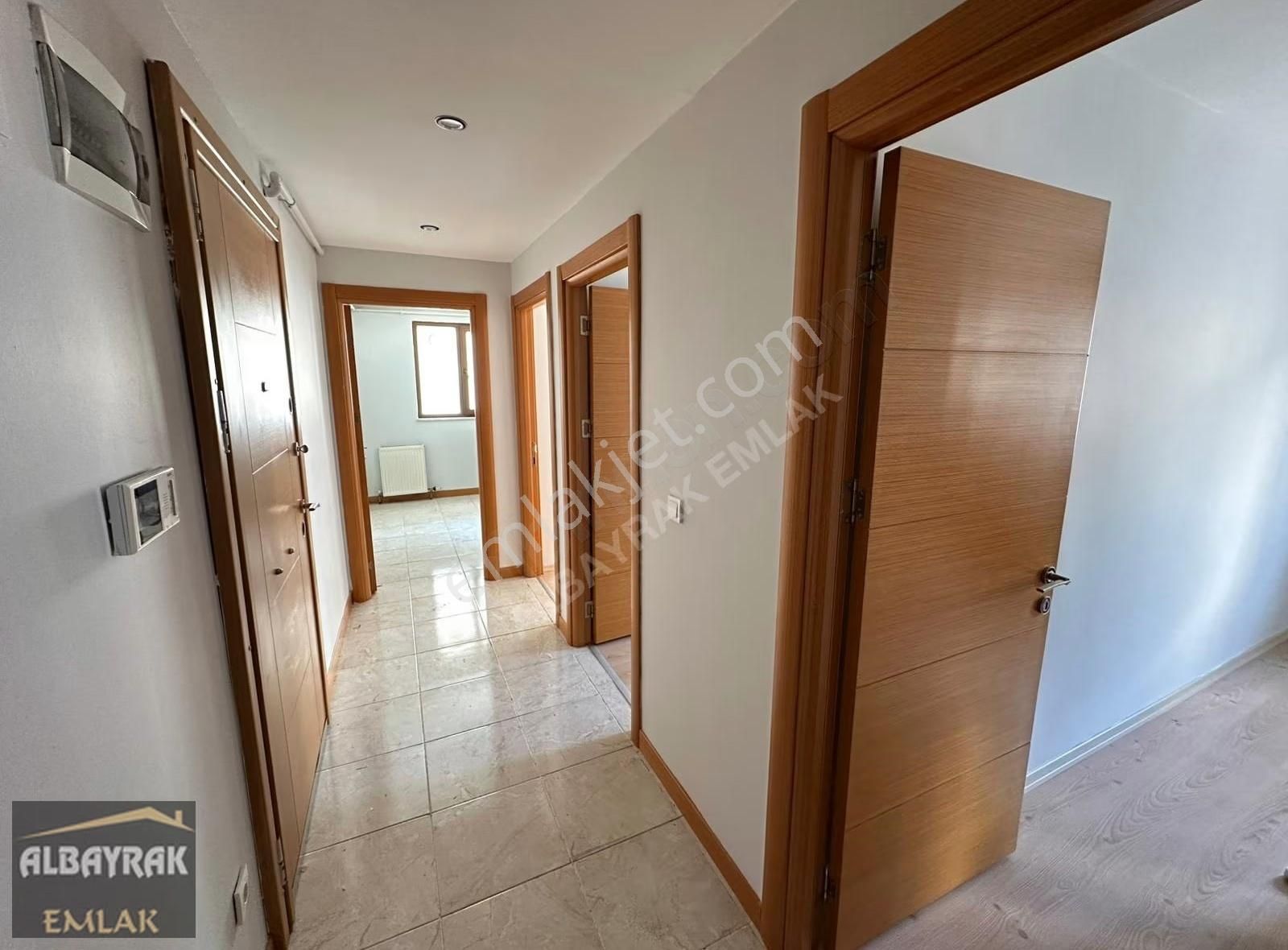 Albayrak Emlaktan Ara Kat Ön Cephe Site İçersinde Daire - Görsel 4