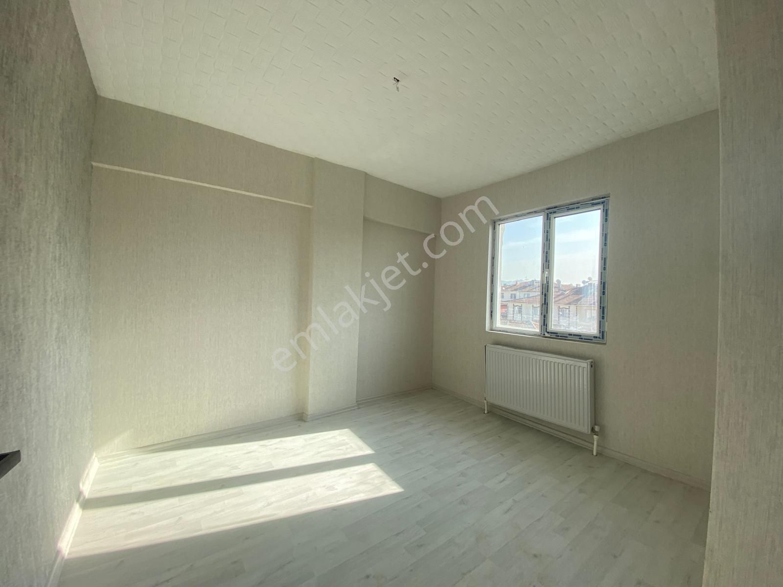 Koza Emlak'tan Plevne Mahalesin'de Cadde Üzerinde Lüxx Yapılı Katta 3+1 Satılık Daireee - Görsel 19