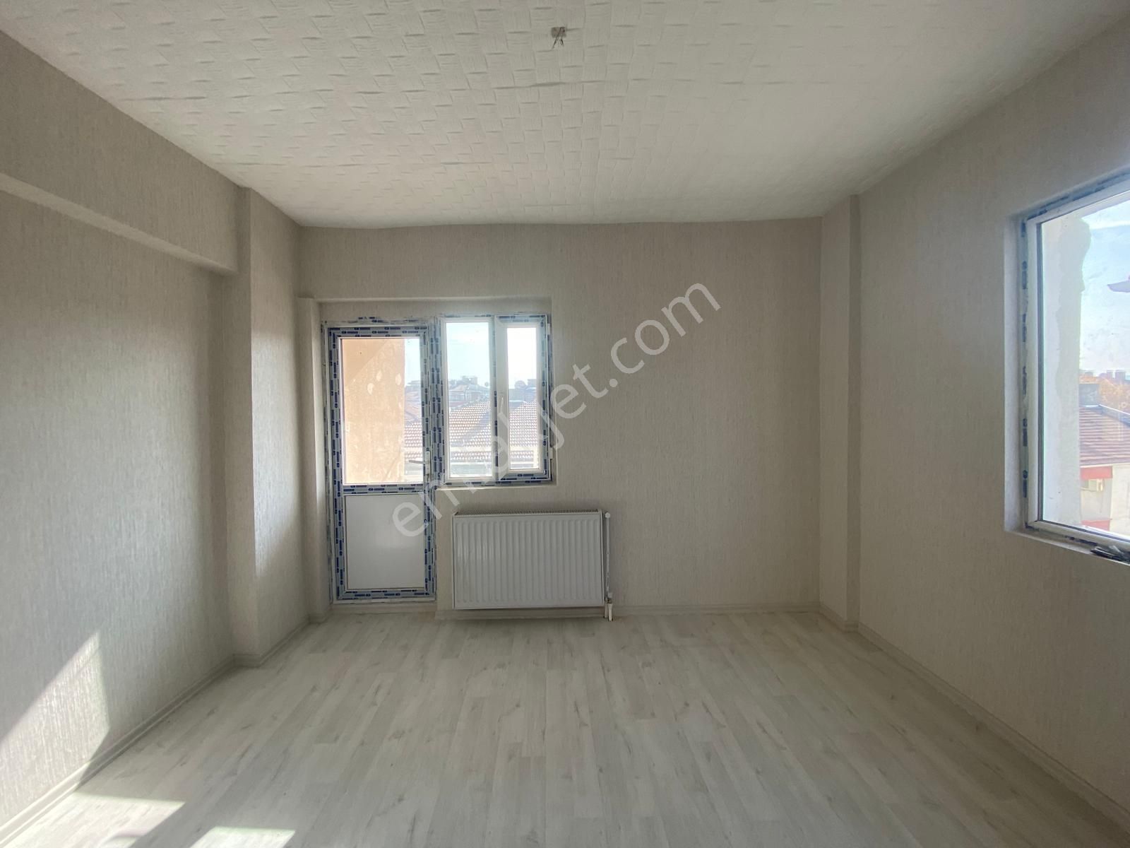 Koza Emlak'tan Plevne Mahalesin'de Cadde Üzerinde Lüxx Yapılı Katta 3+1 Satılık Daireee - Görsel 14