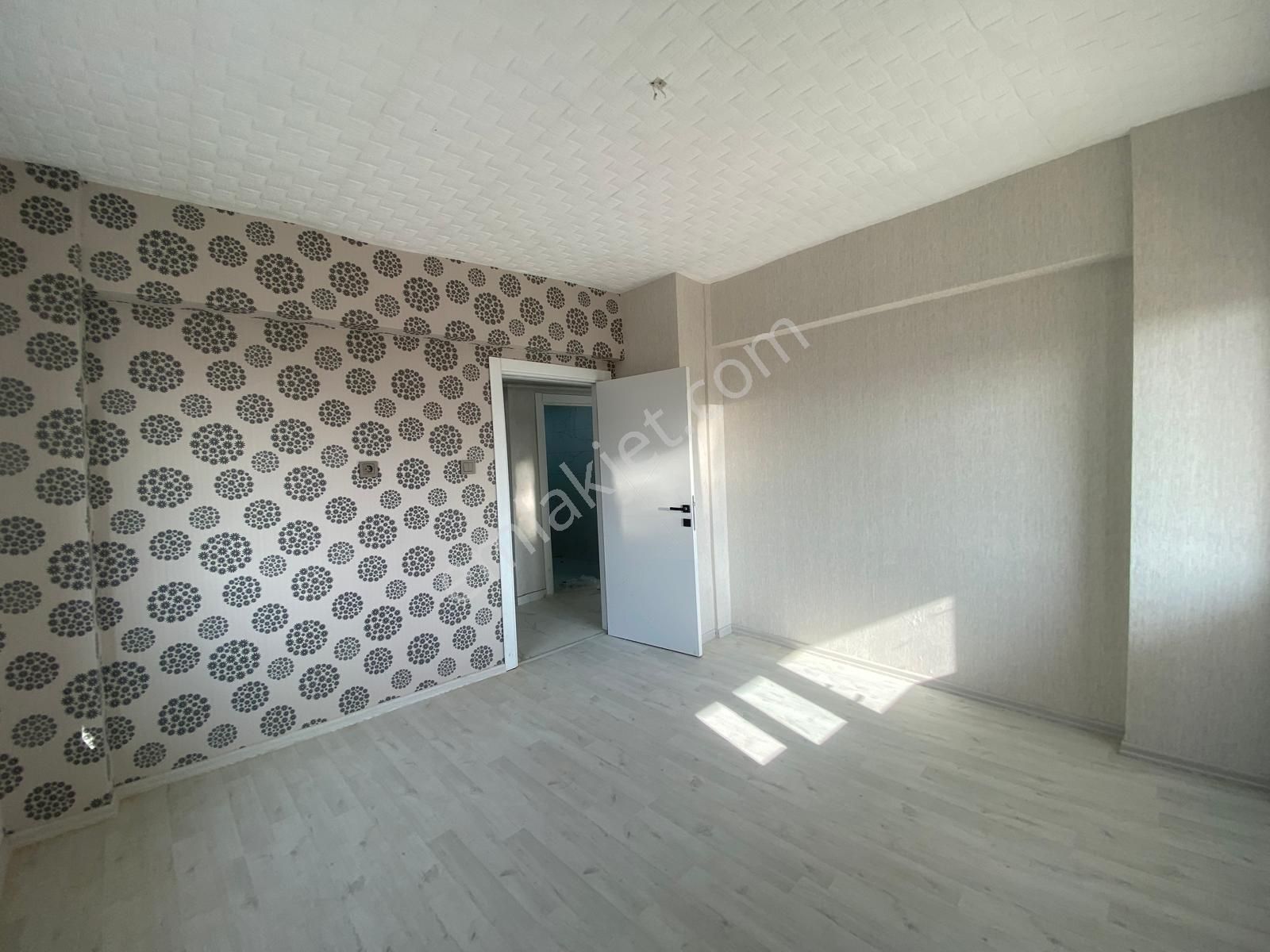 Koza Emlak'tan Plevne Mahalesin'de Cadde Üzerinde Lüxx Yapılı Katta 3+1 Satılık Daireee - Görsel 17