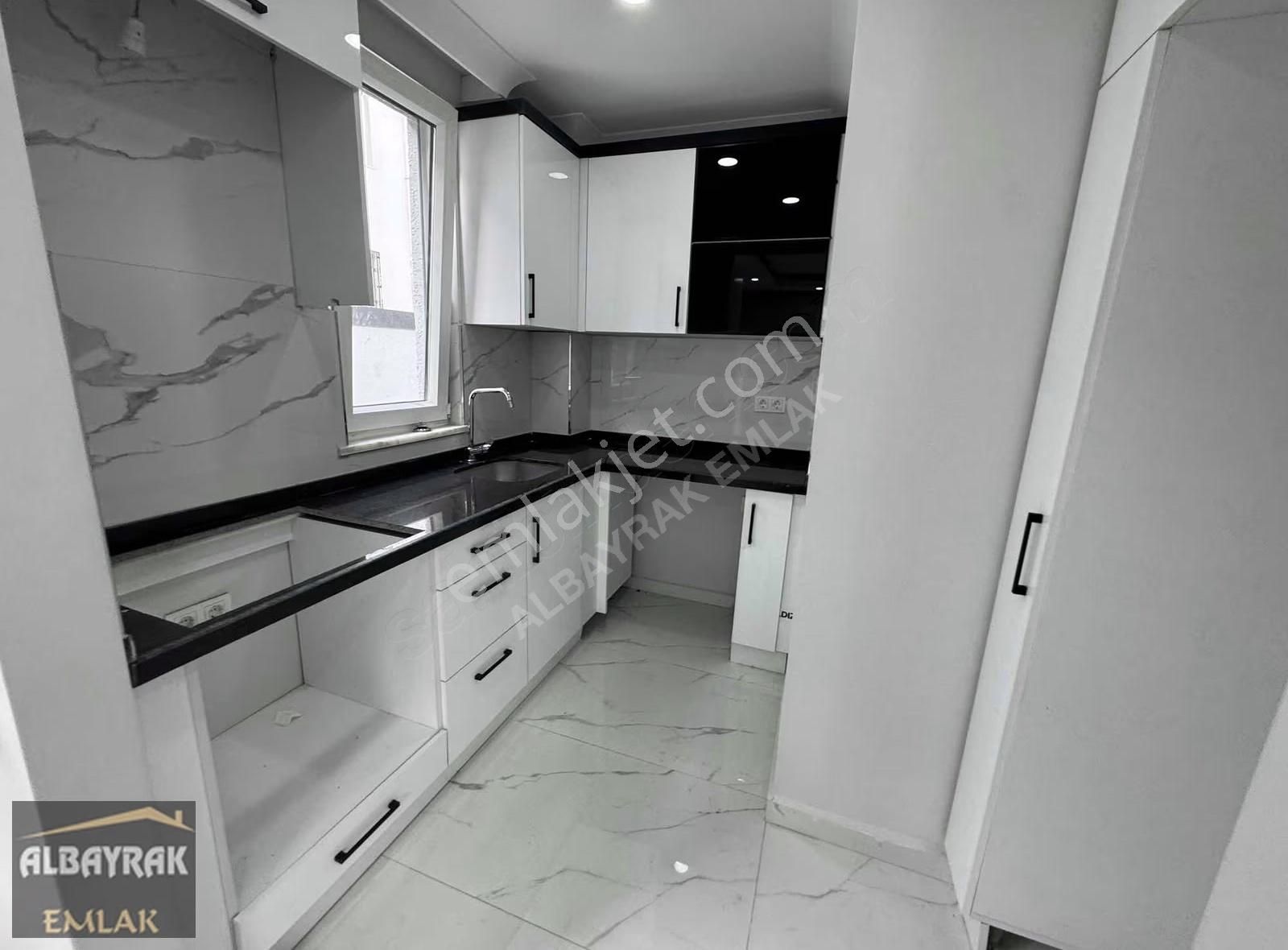 Albayrak Emlaktan Ara Kat Sıfır Metro Yakın Daıre - Görsel 33