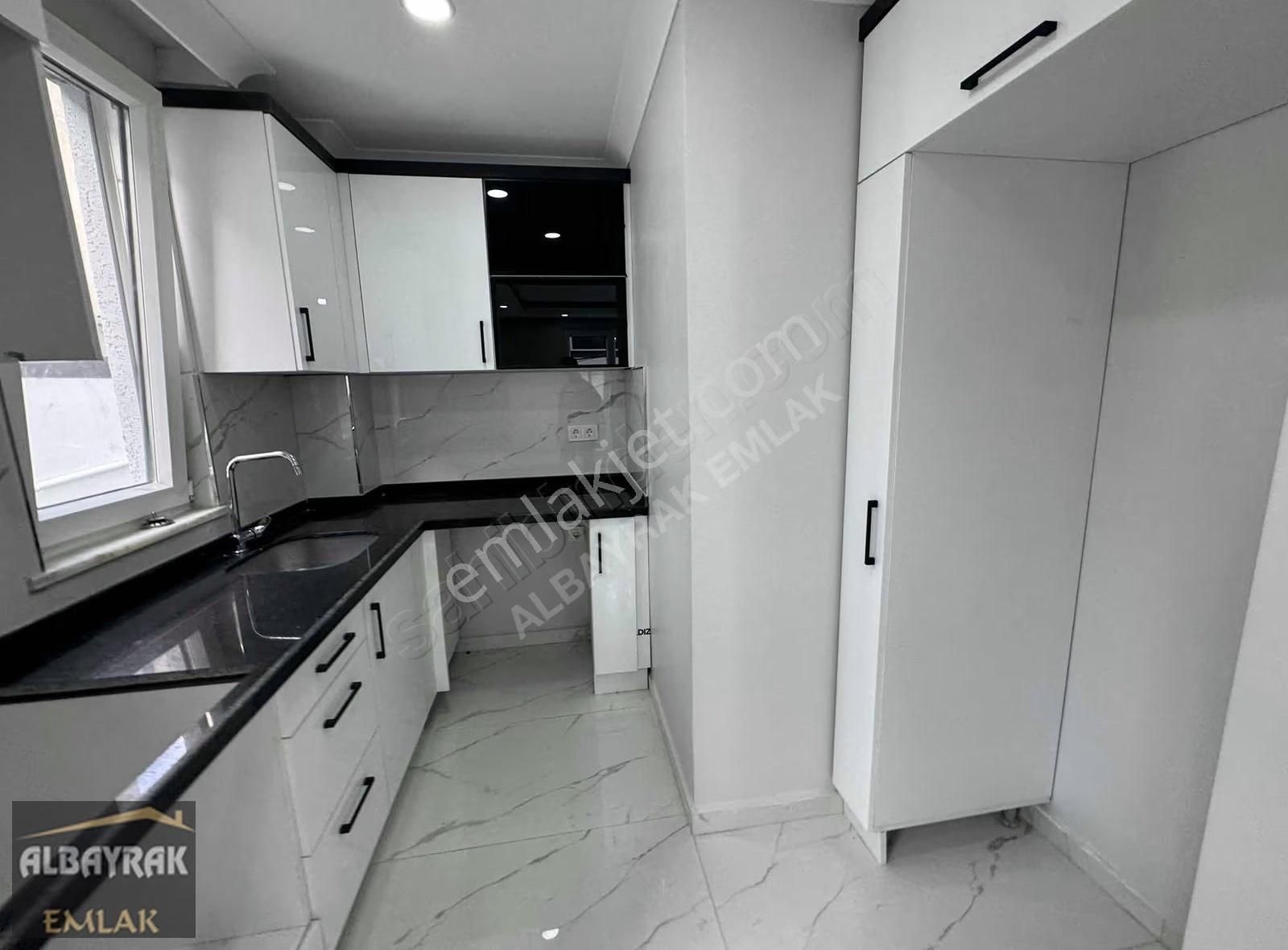 Albayrak Emlaktan Ara Kat Sıfır Metro Yakın Daıre - Görsel 24