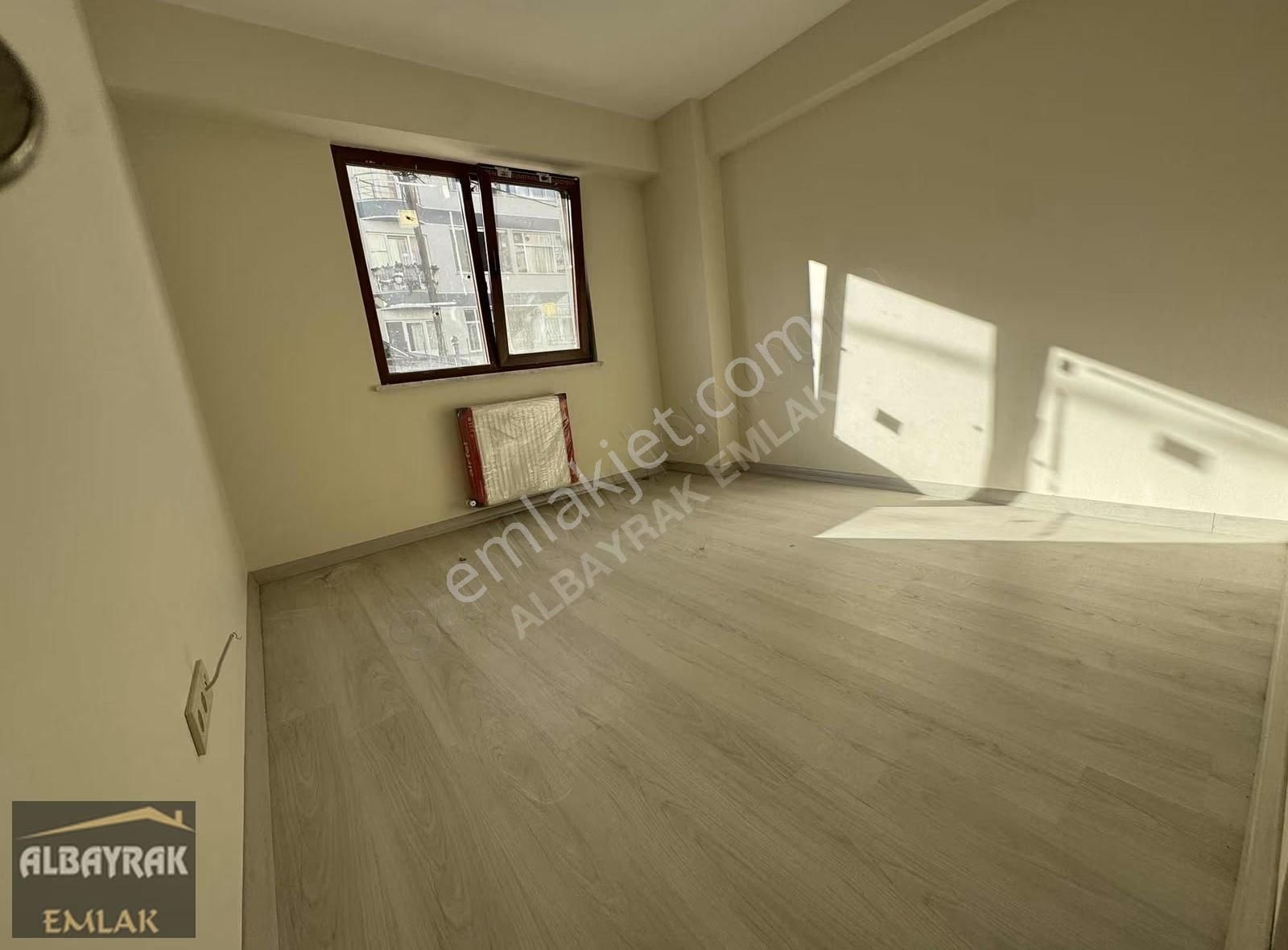 Albayrak Emlaktan Sıfır Köşe Başı Kullanışlı Daire - Görsel 13
