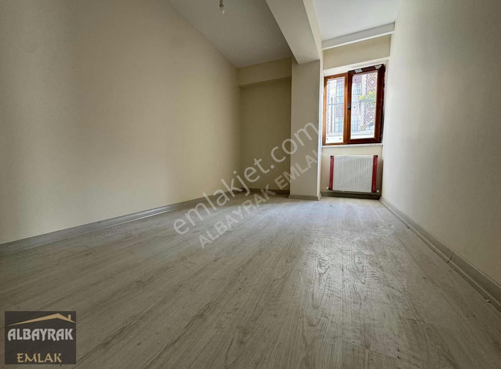 Albayrak Emlaktan Sıfır Köşe Başı Kullanışlı Daire - Görsel 14