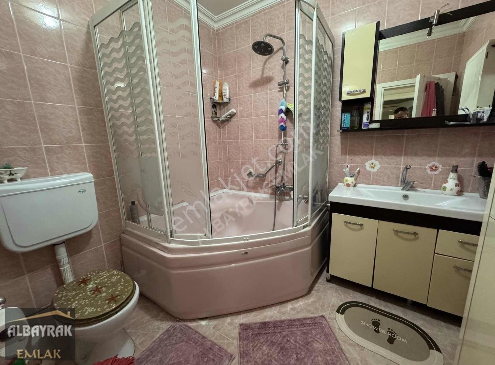 Albayrak Emlaktan Çarşıda Çok Büyük Kullanışlı Dublex Daire - Görsel 3