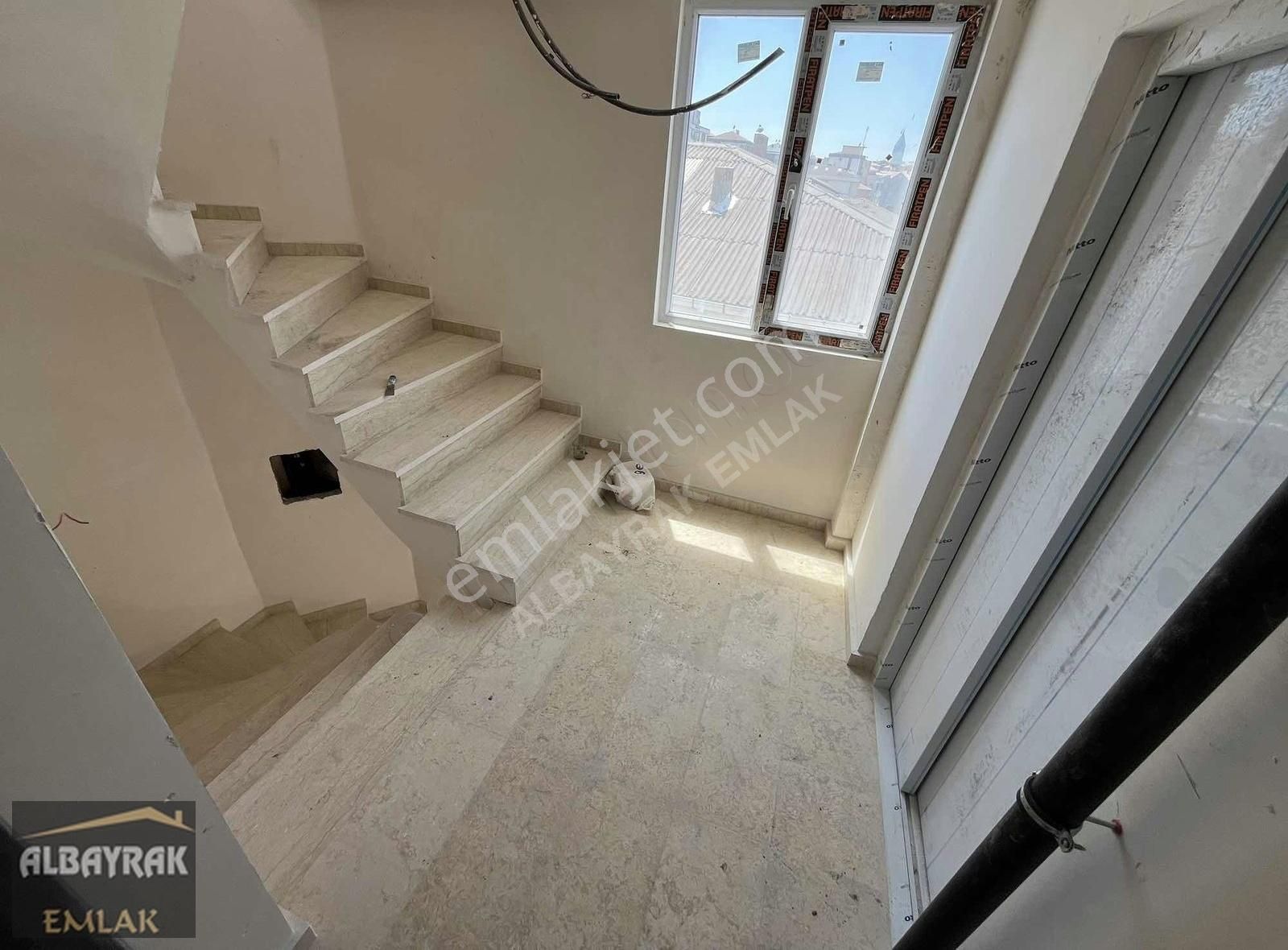 Albayraktan Katta 1+1/merkezi Konum/sıfır/önü Açık Ferah Daire - Görsel 19