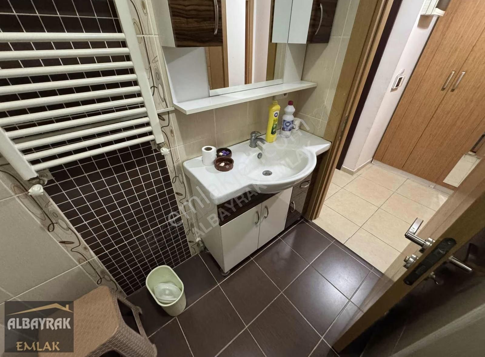 Albayrak Emlaktan Site İçinde Kullanıllı Ayrı Mutfaklı Daire - Görsel 7