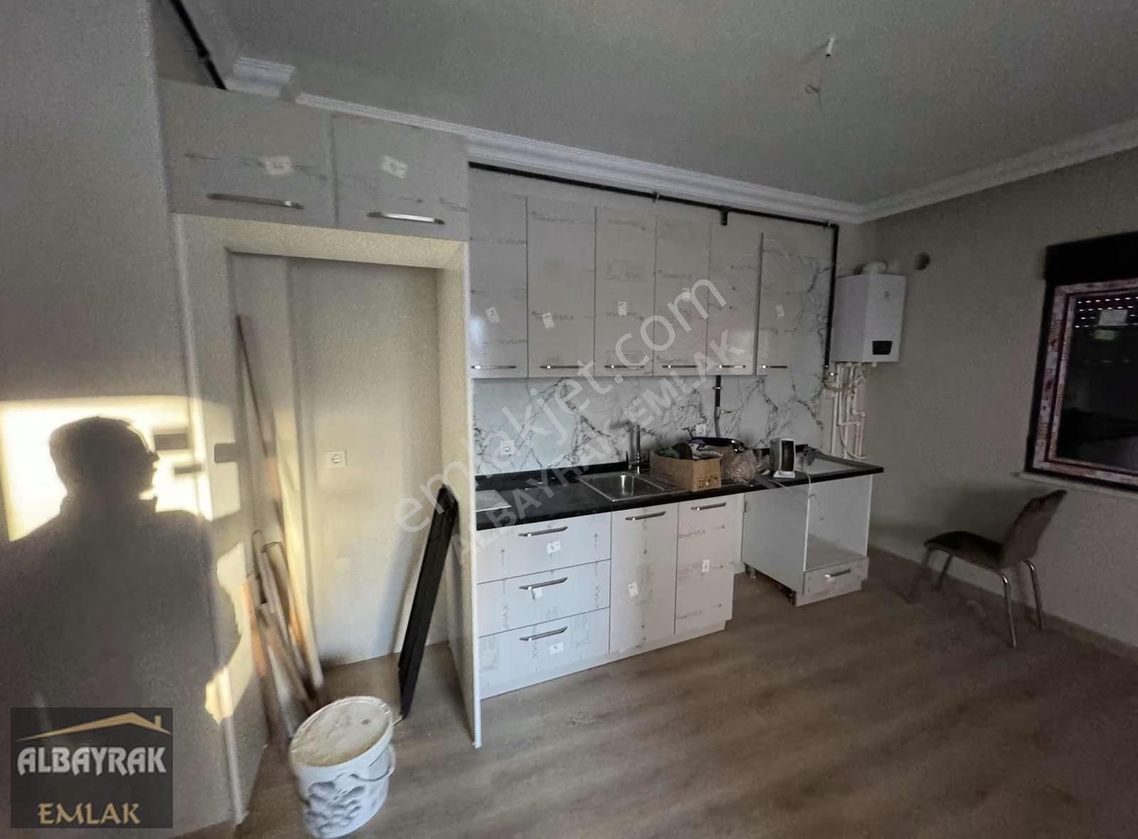 Albayrak Emlaktan Sıfır Metro Yakın Yüksek Gırış Panjurlu Daıre - Görsel 19