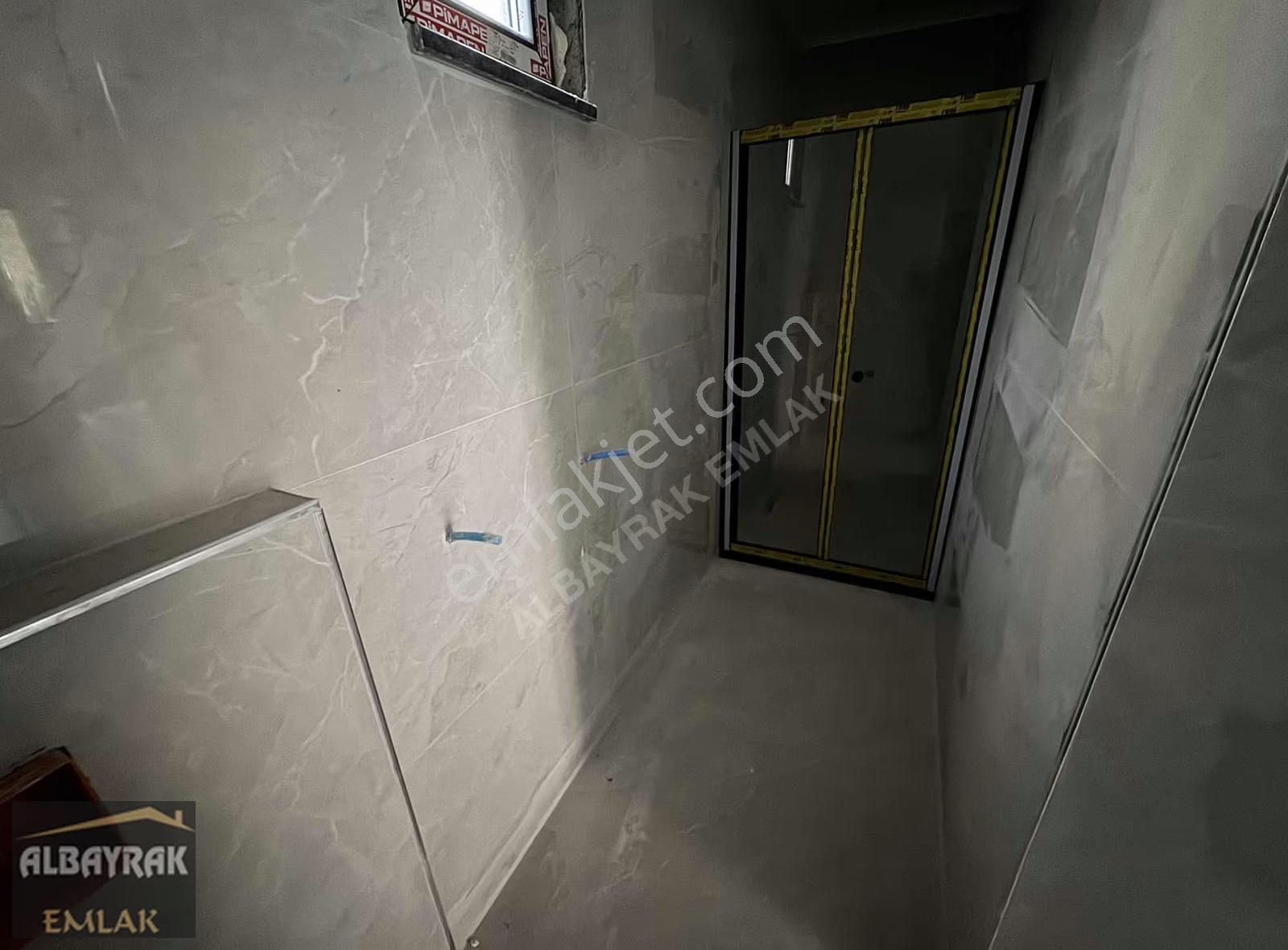 Albayrak Emlaktan Sıfır Ara Kat Metro Yakın Daire - Görsel 17