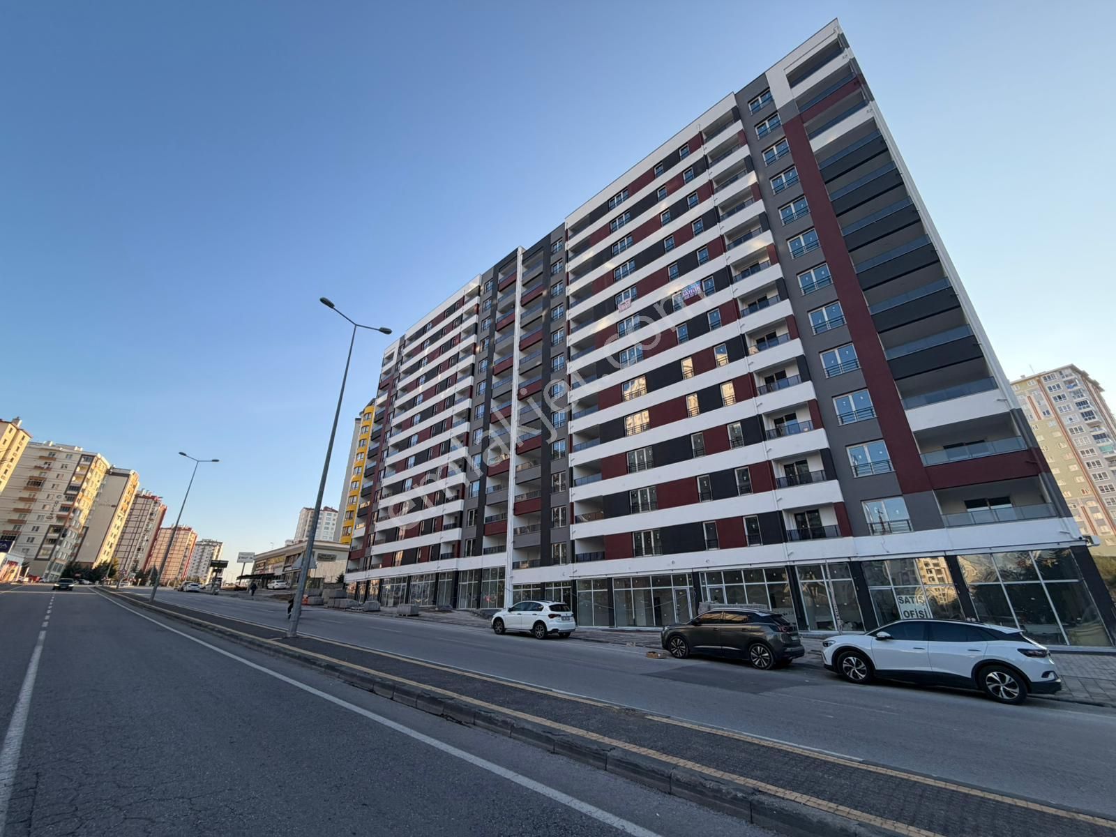 Elisa Gyo/serkent De Cadde Cepheli Ersu Kalitesiyle 3+1 Lüx Daire