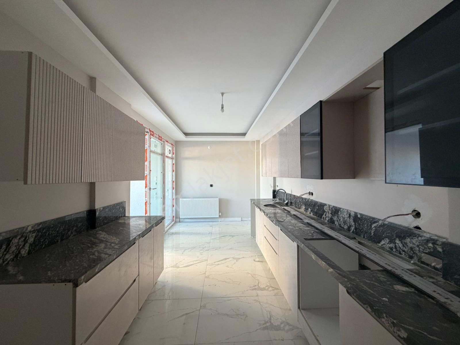 Elisa Gyo/serkent De Cadde Cepheli Ersu Kalitesiyle 3+1 Lüx Daire - Görsel 2