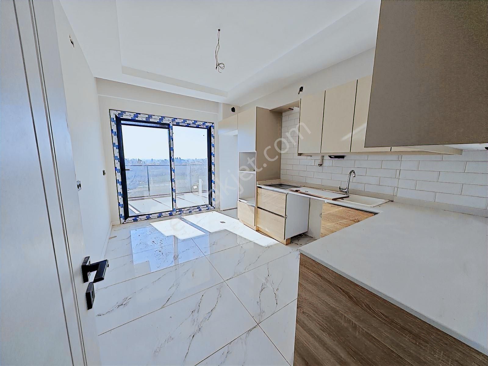 Sıfır 3+1 Ayrı Mutfak Yerden Isıtma Manzaralı Üst Kat - Görsel 13