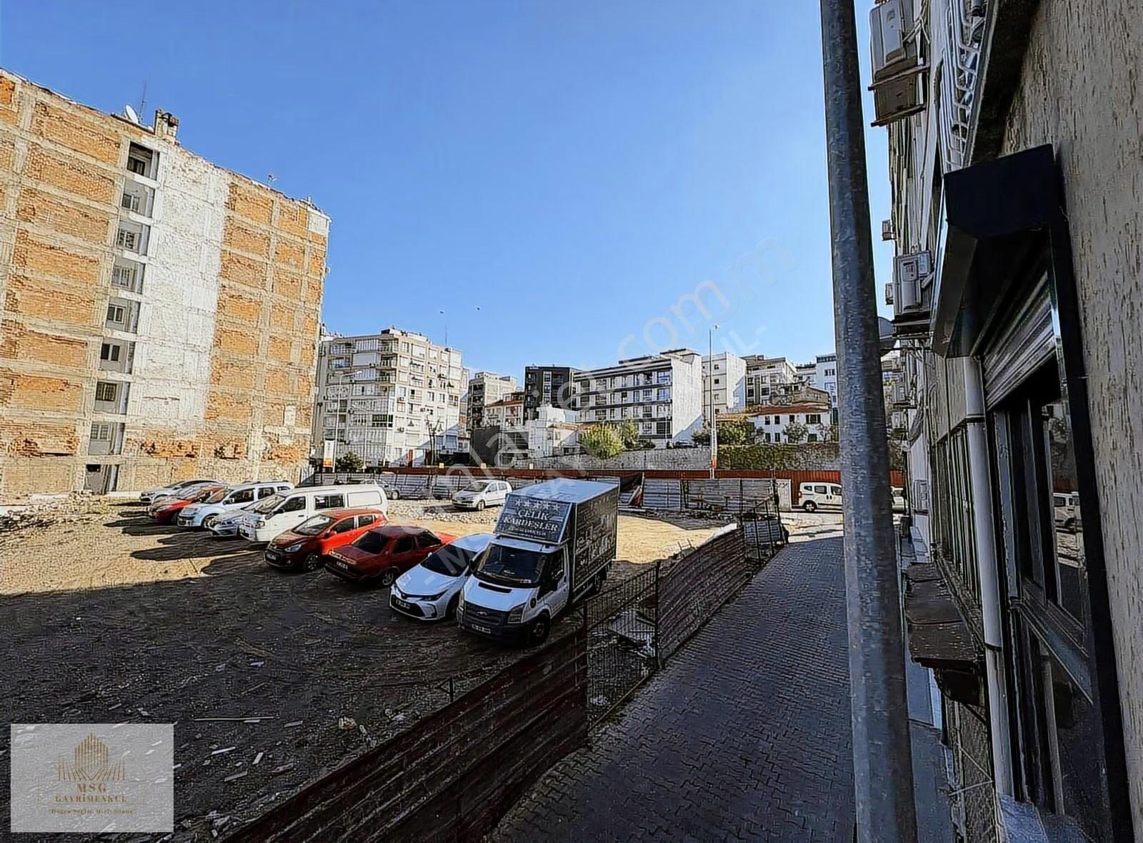 -msg'den Üçyol İnönü Caddesinde 3+1 Lüks Yapılı Ara Kat Daire- - Görsel 14