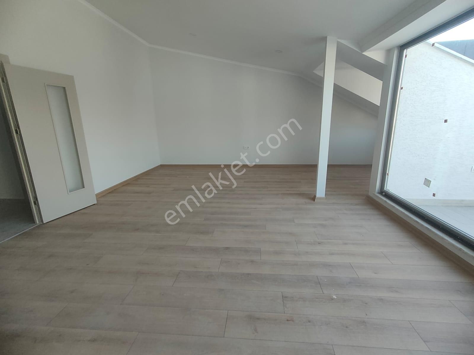 Emlak Dünyasından Altıntepede Satılık 3+1 Dubleks Daire - Görsel 12