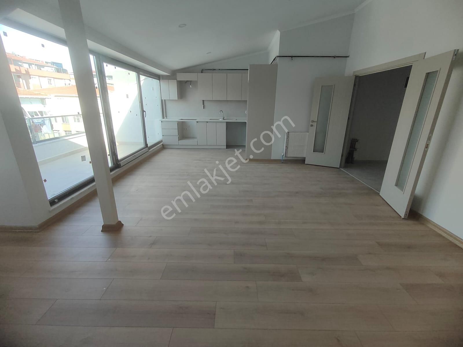 Emlak Dünyasından Altıntepede Satılık 3+1 Dubleks Daire - Görsel 2